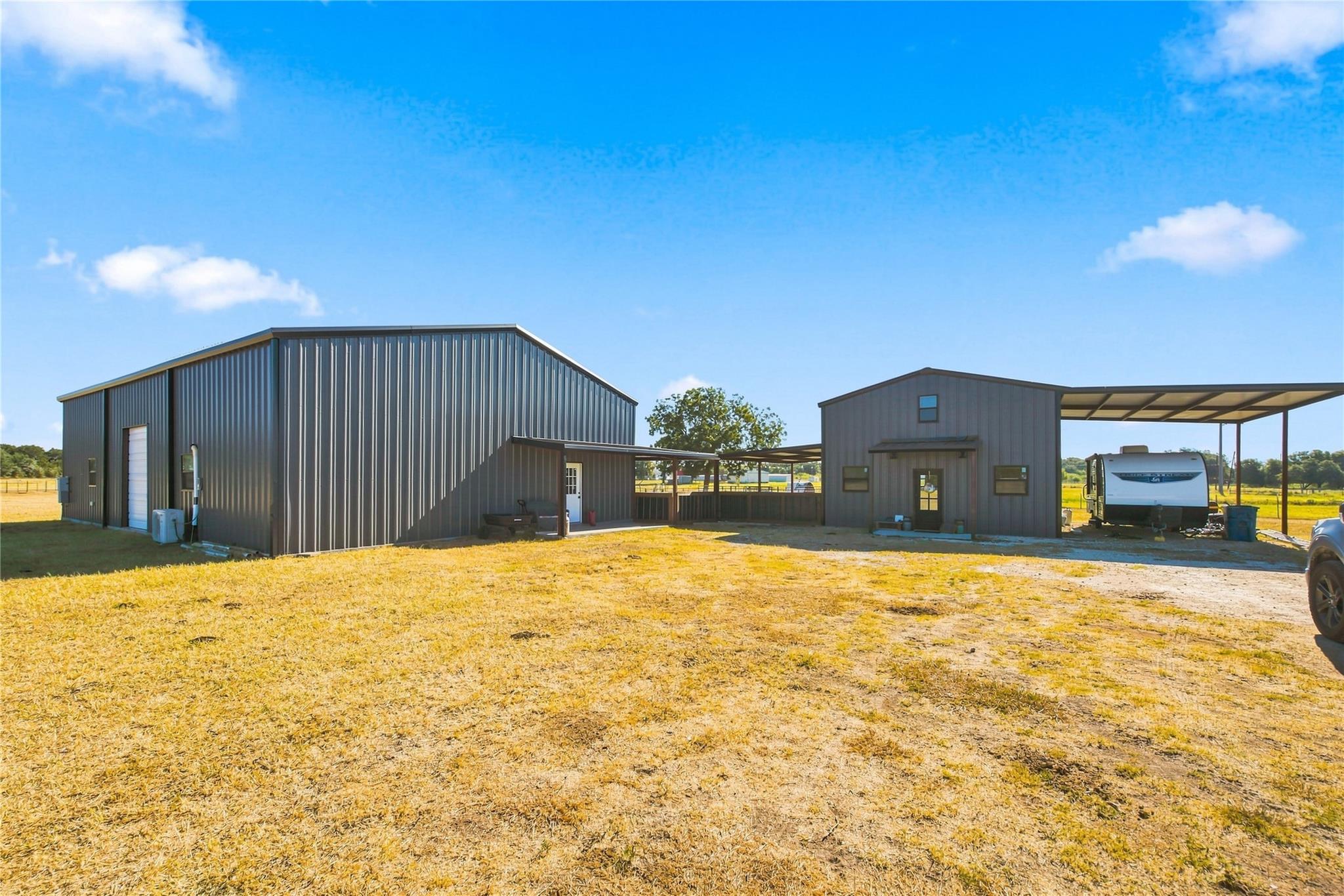main property photo 36
