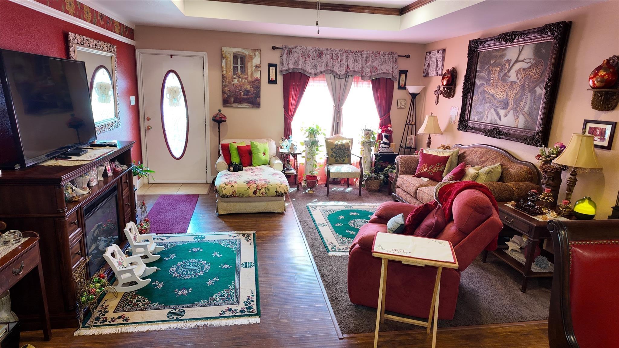 main property photo 7