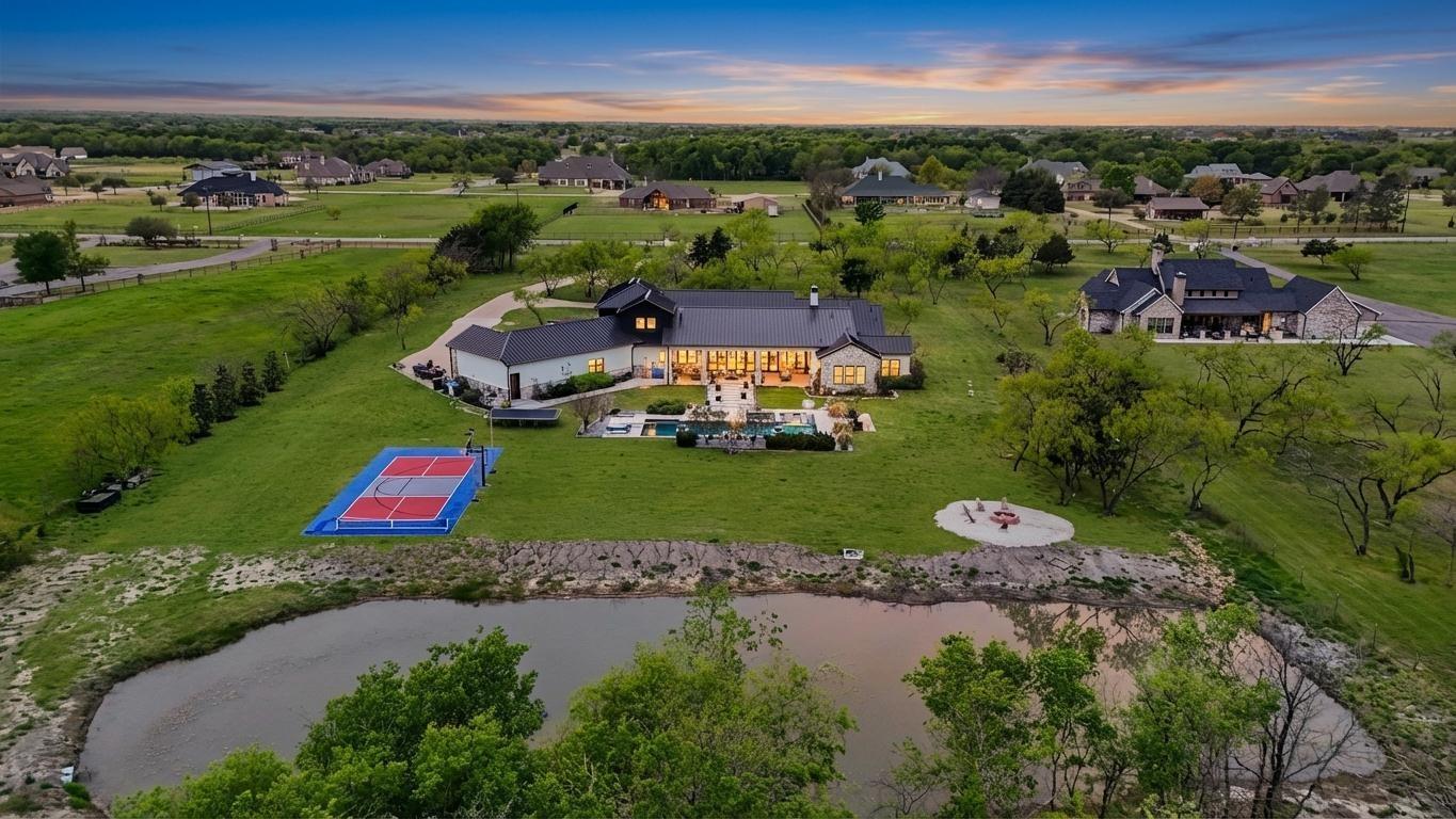 main property photo 39