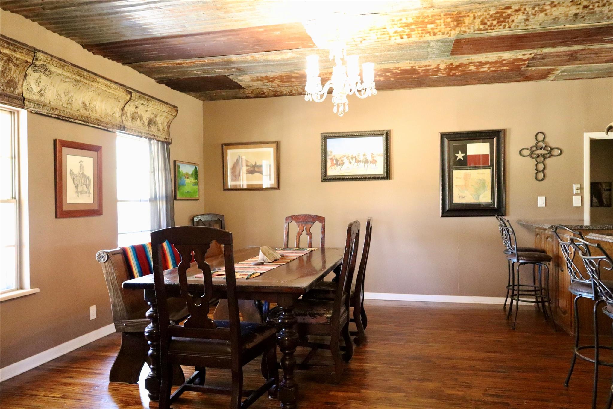 main property photo 13