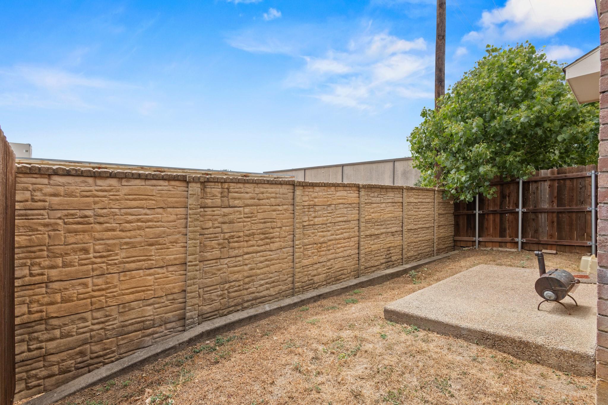 main property photo 22
