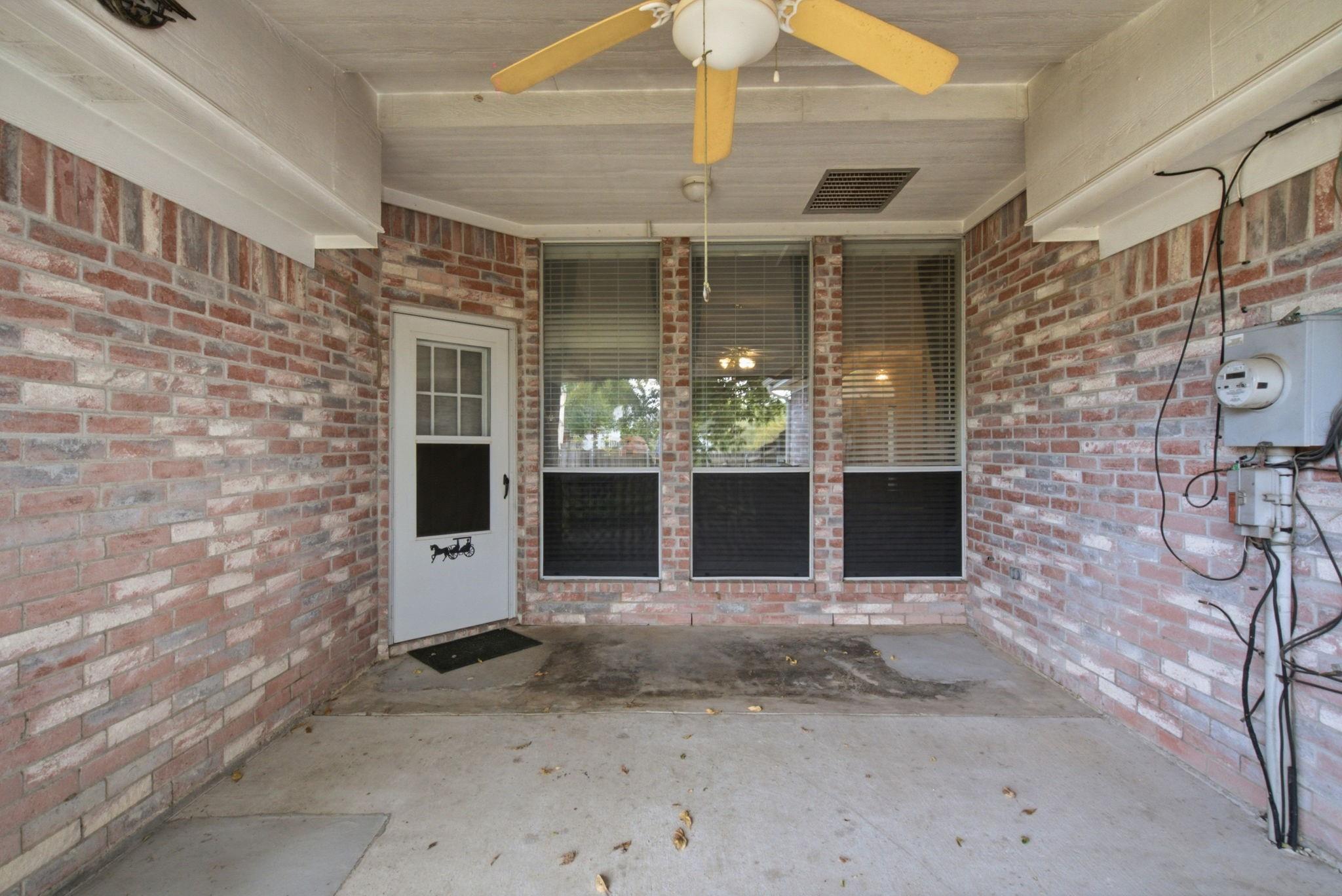 main property photo 30