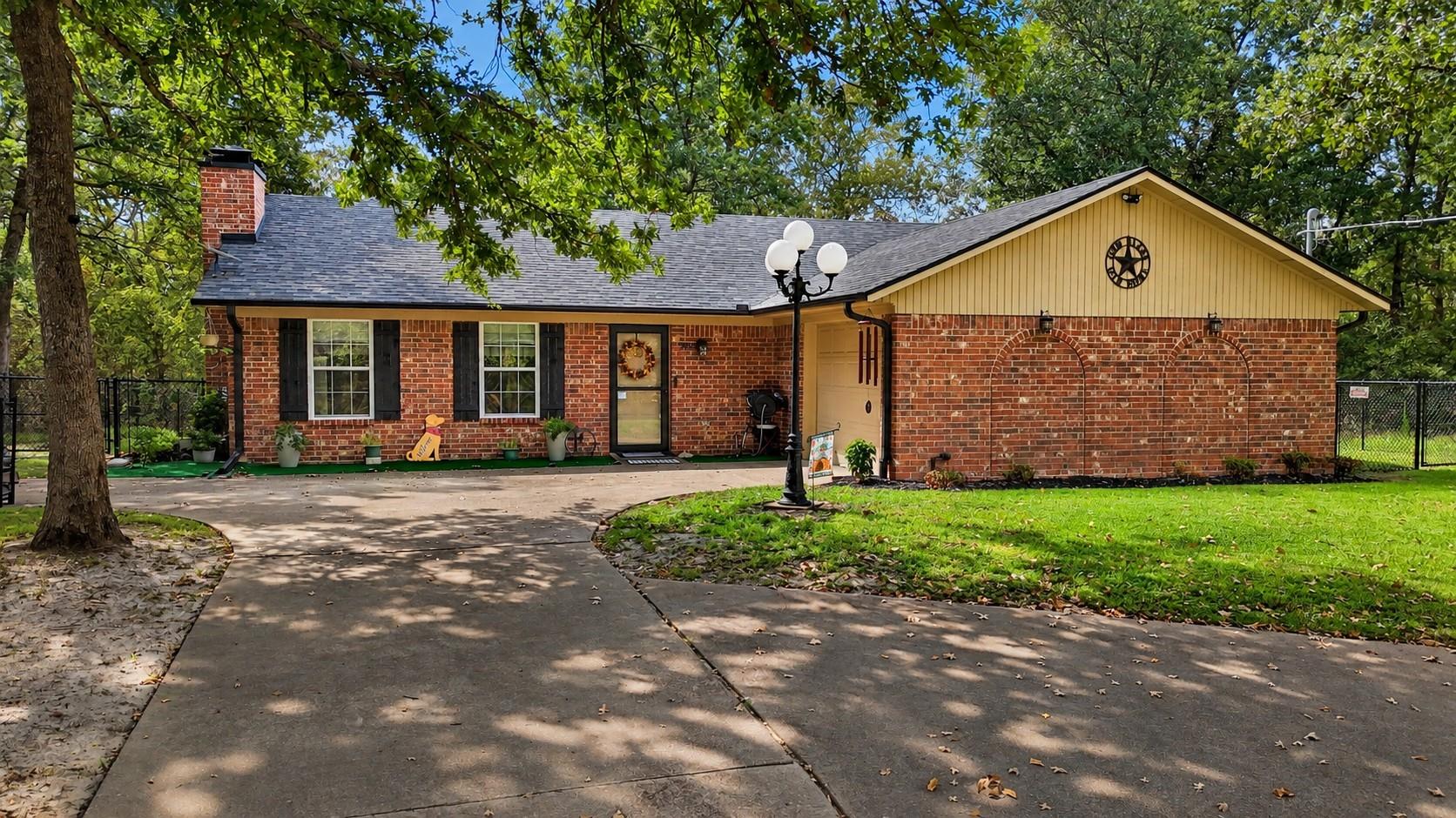 main property photo 31