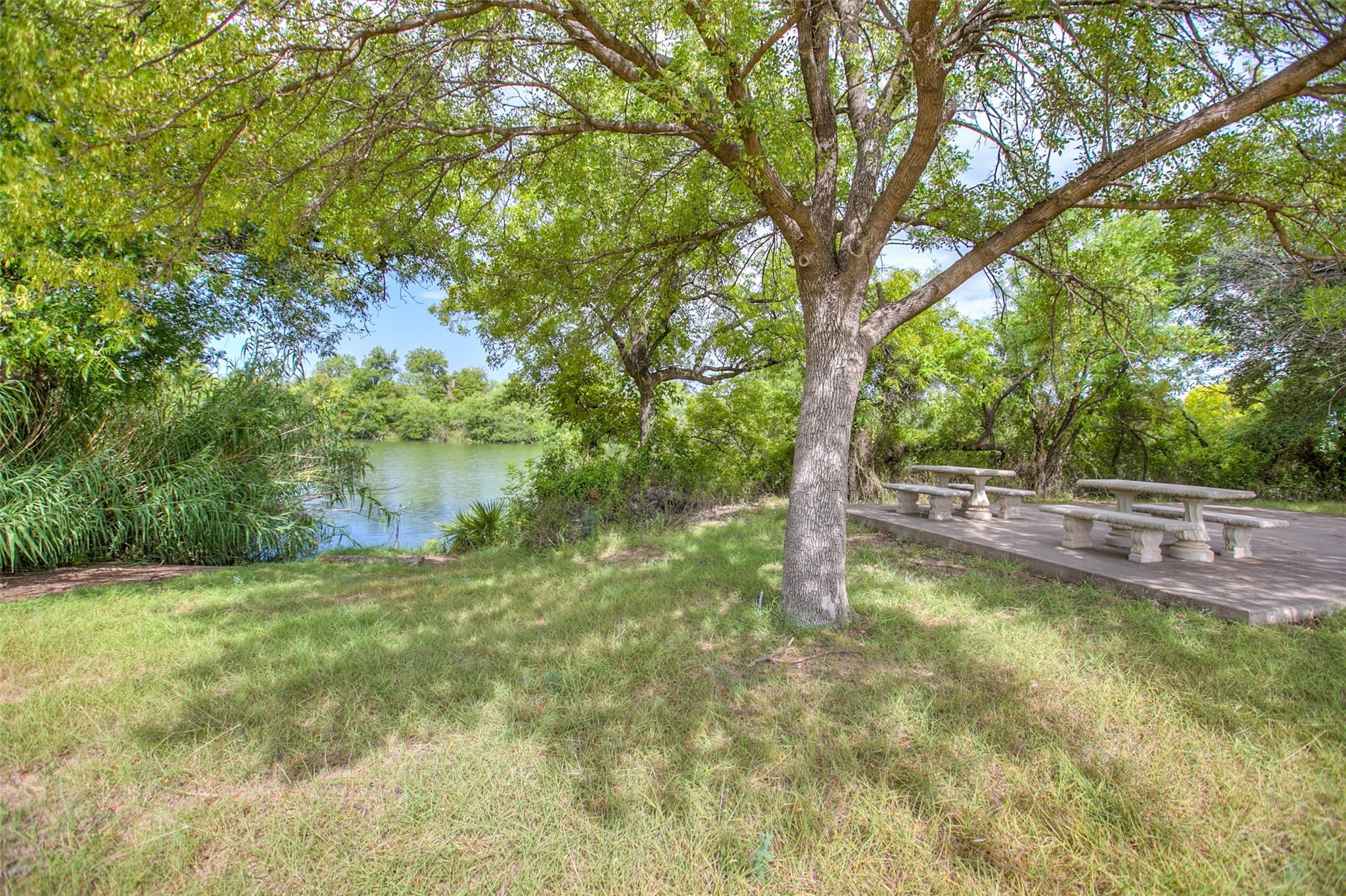 main property photo 36