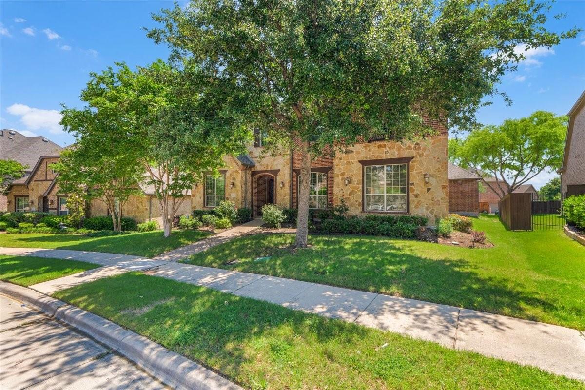 main property photo 3