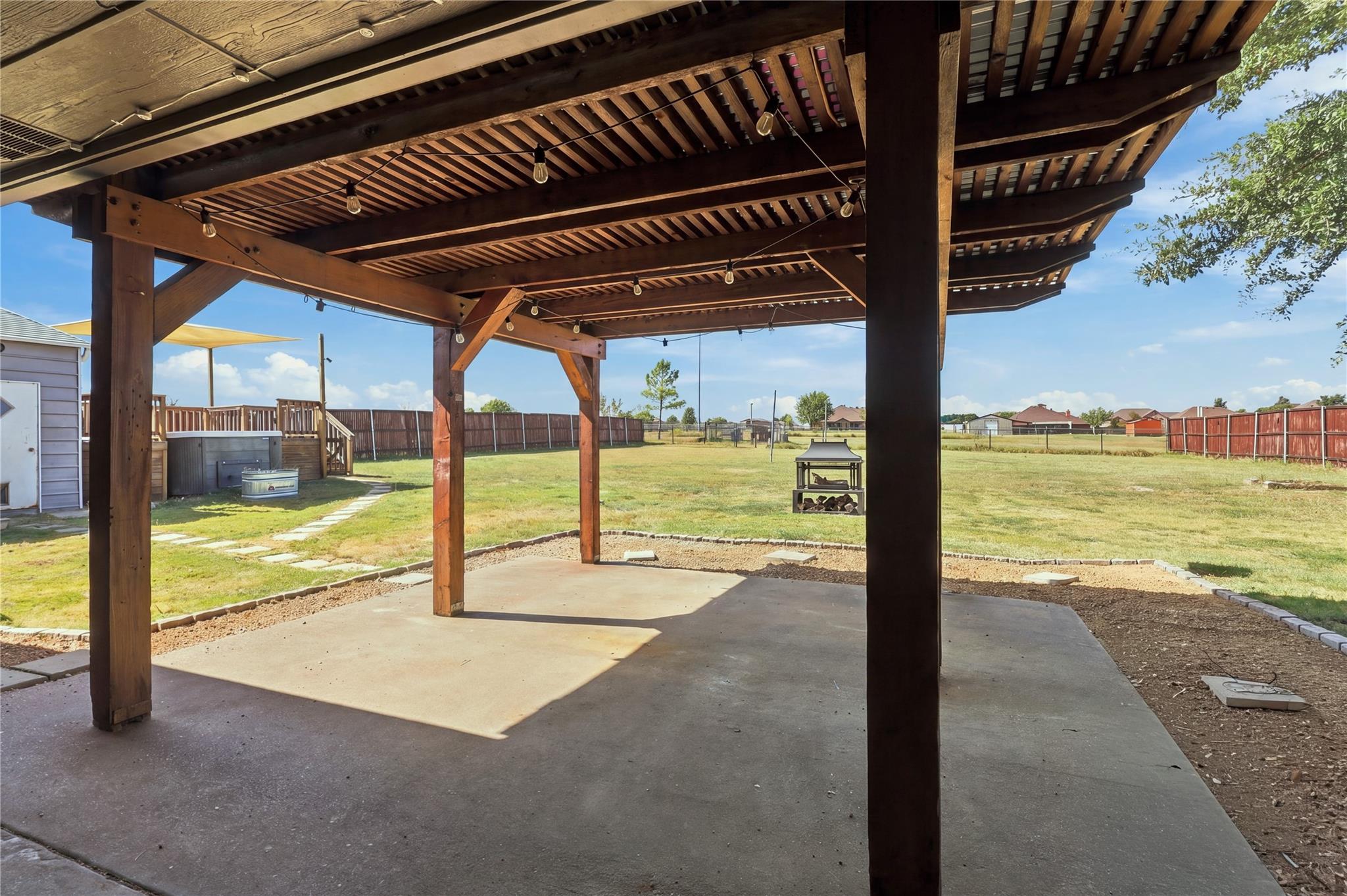 main property photo 36