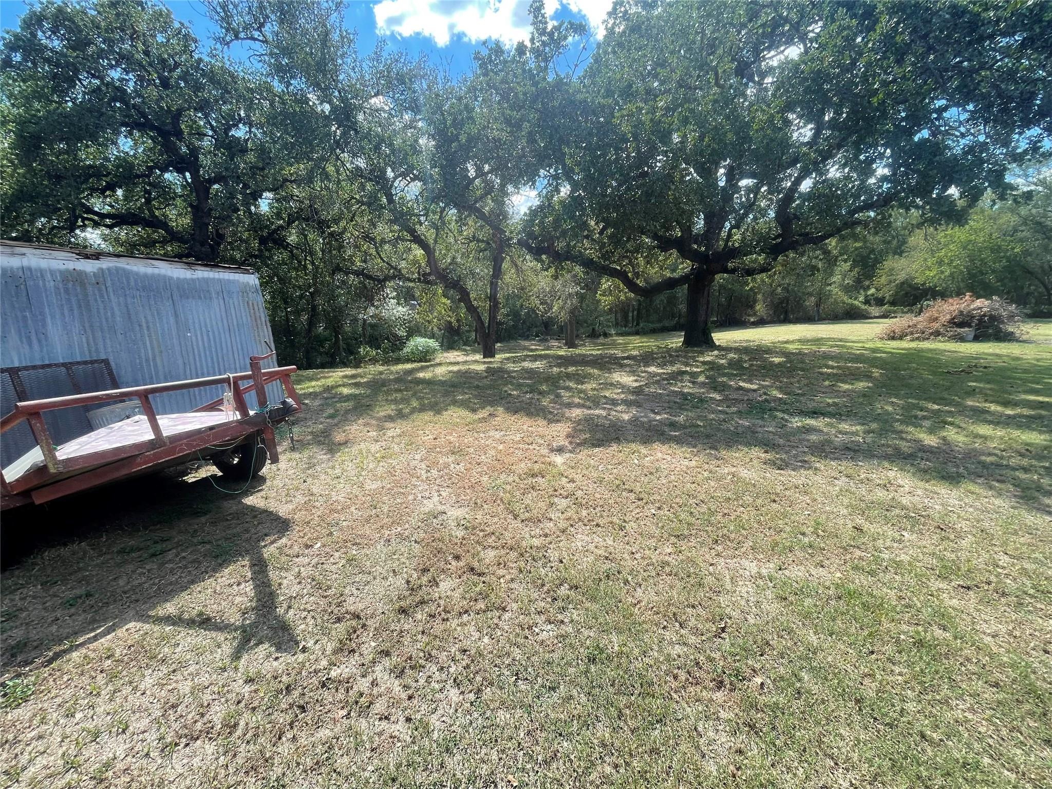 main property photo 22