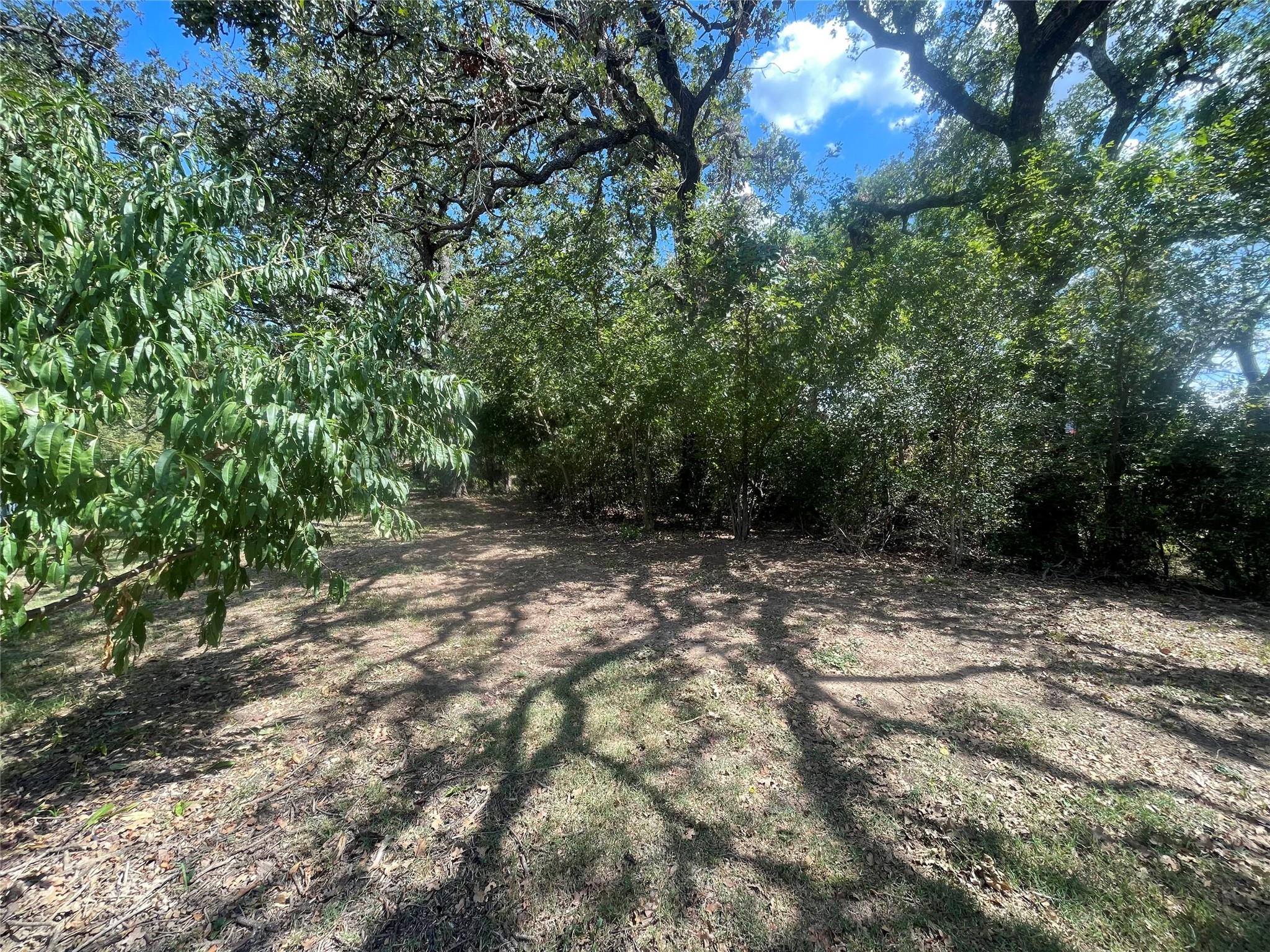 main property photo 25