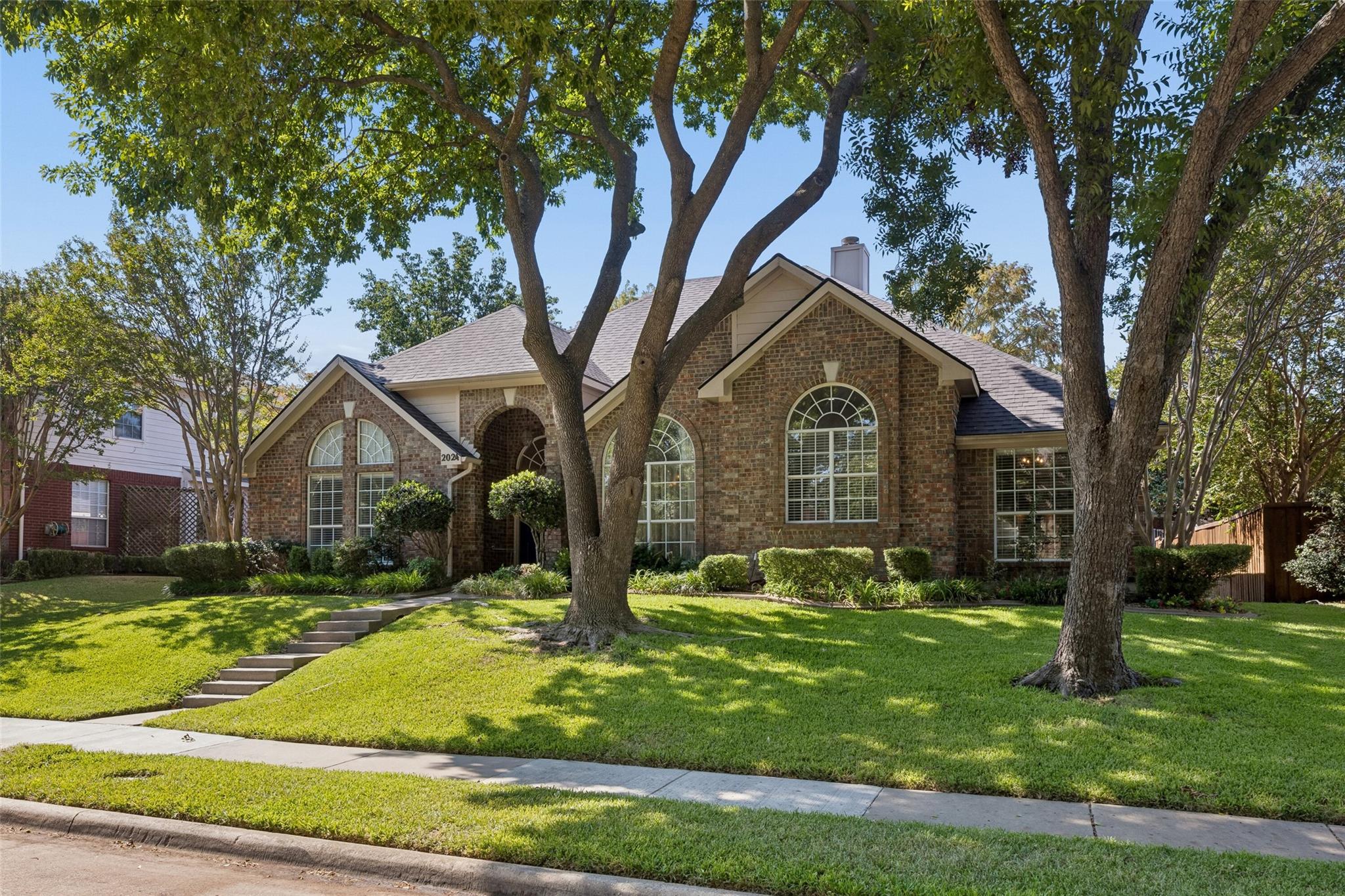 main property photo 21