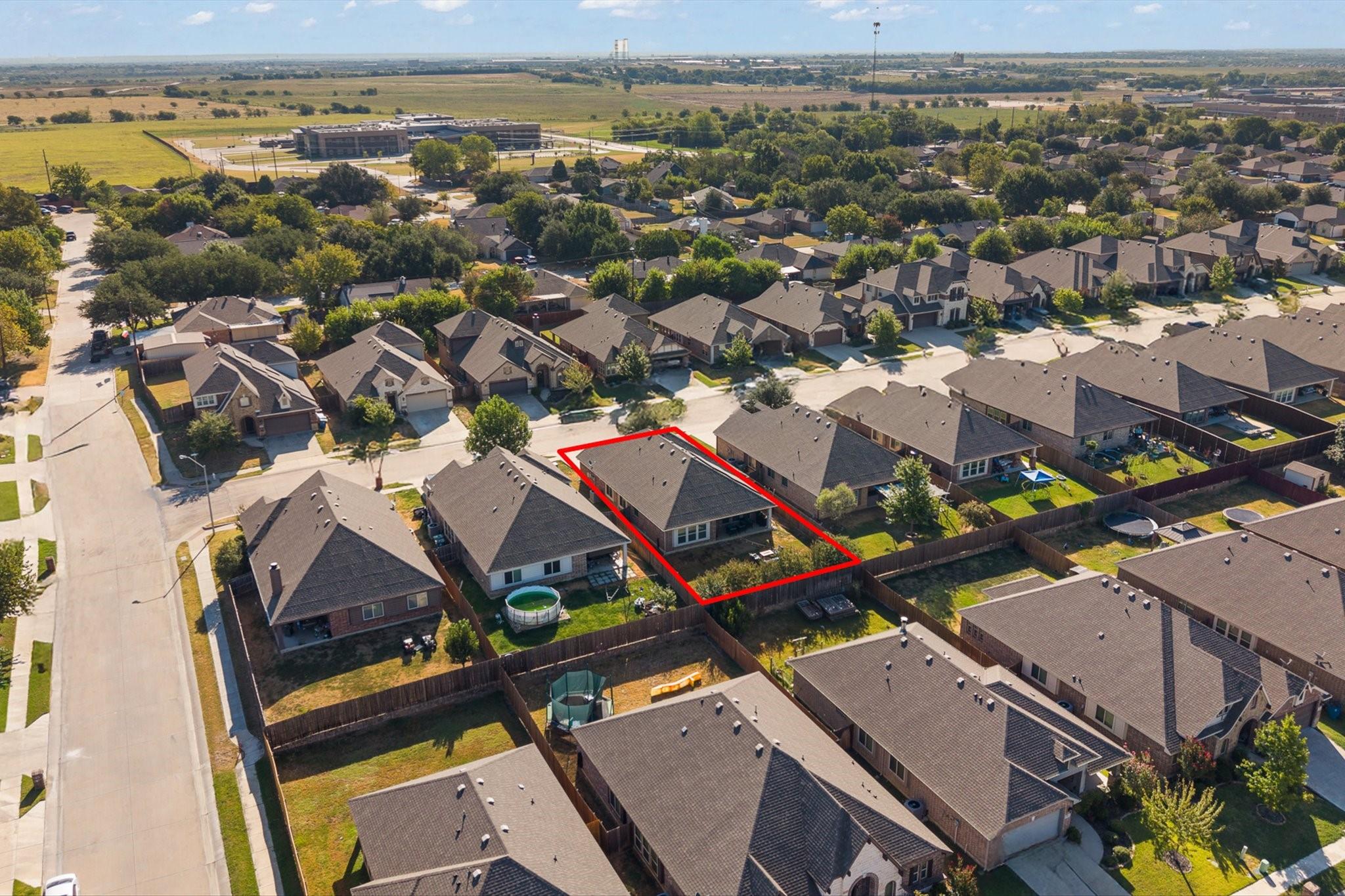 main property photo 25