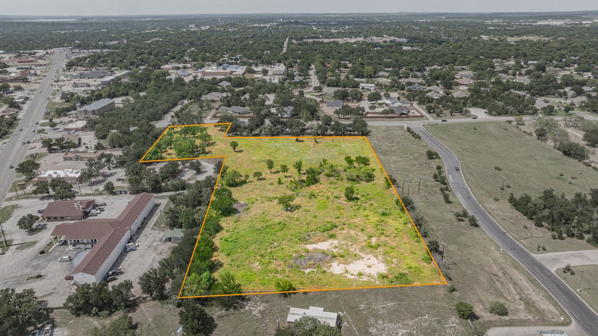 main property photo 8