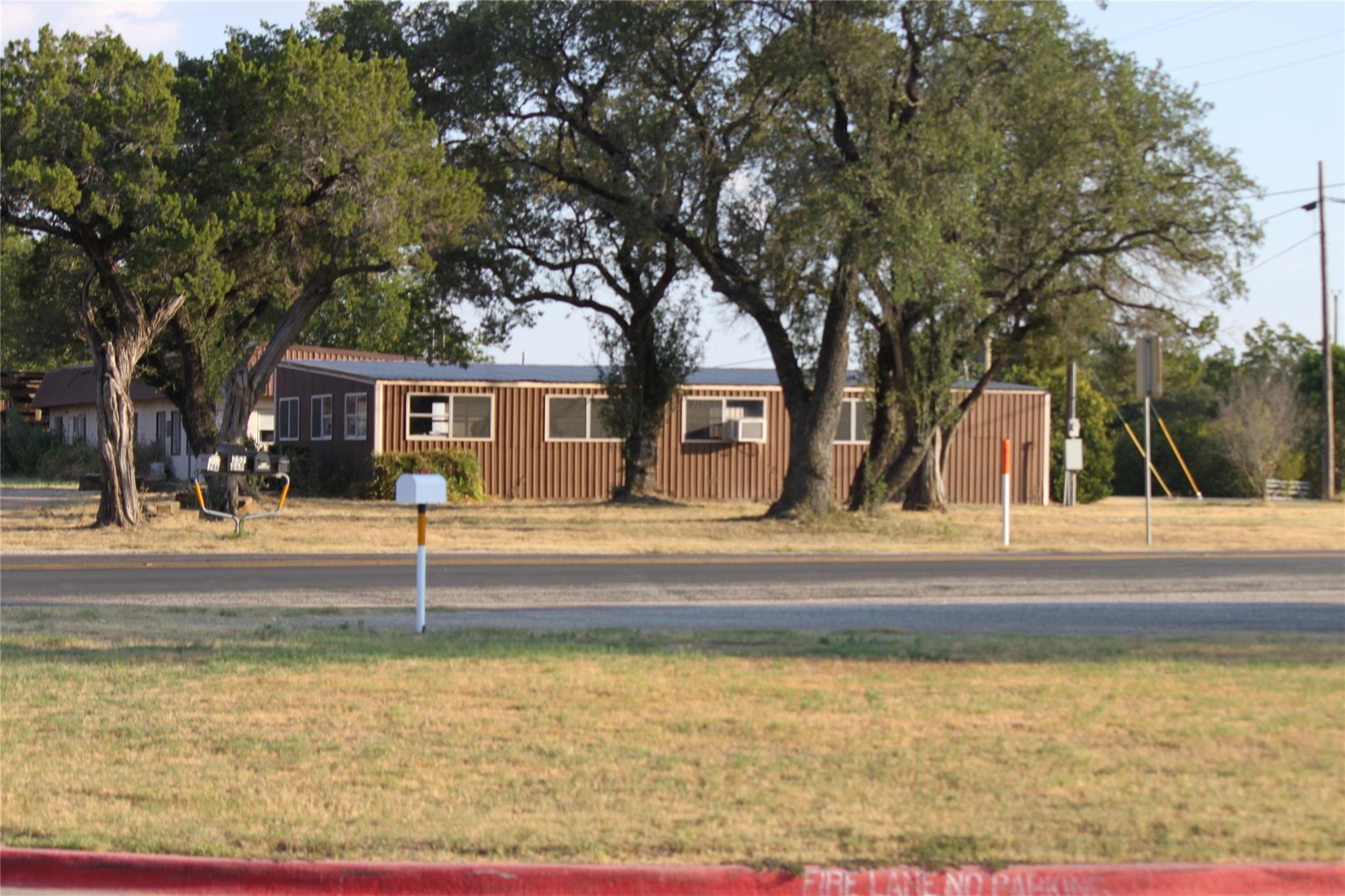 main property photo 5
