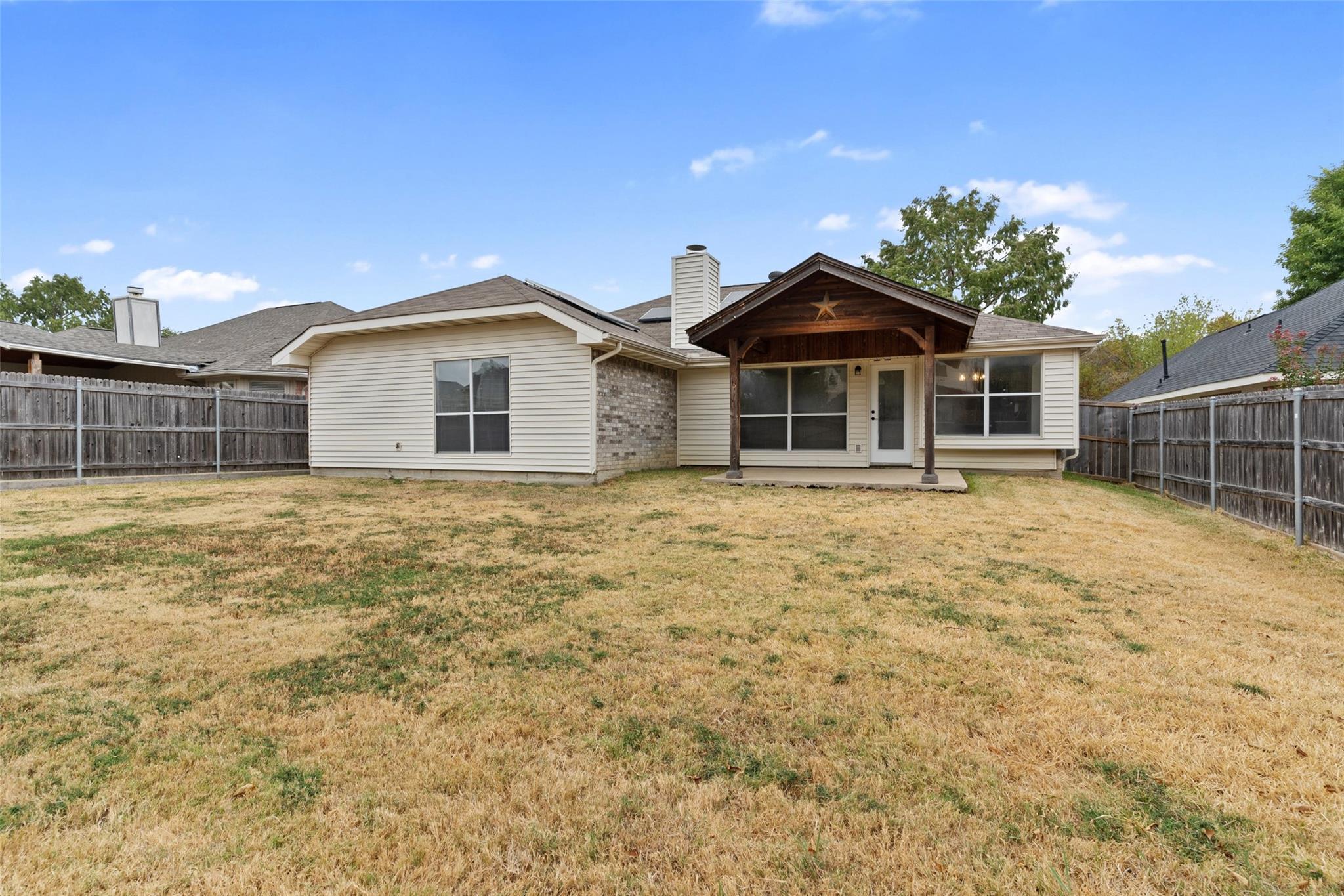main property photo 27