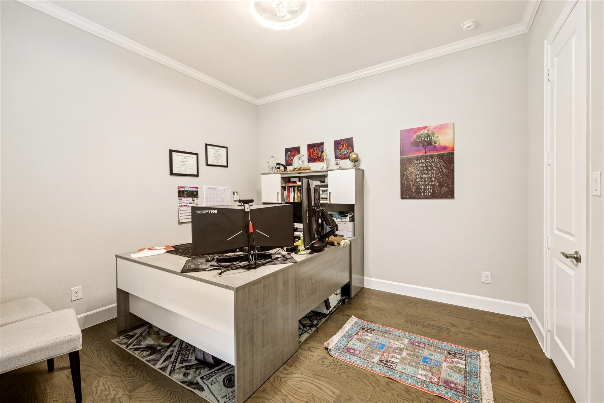 main property photo 12