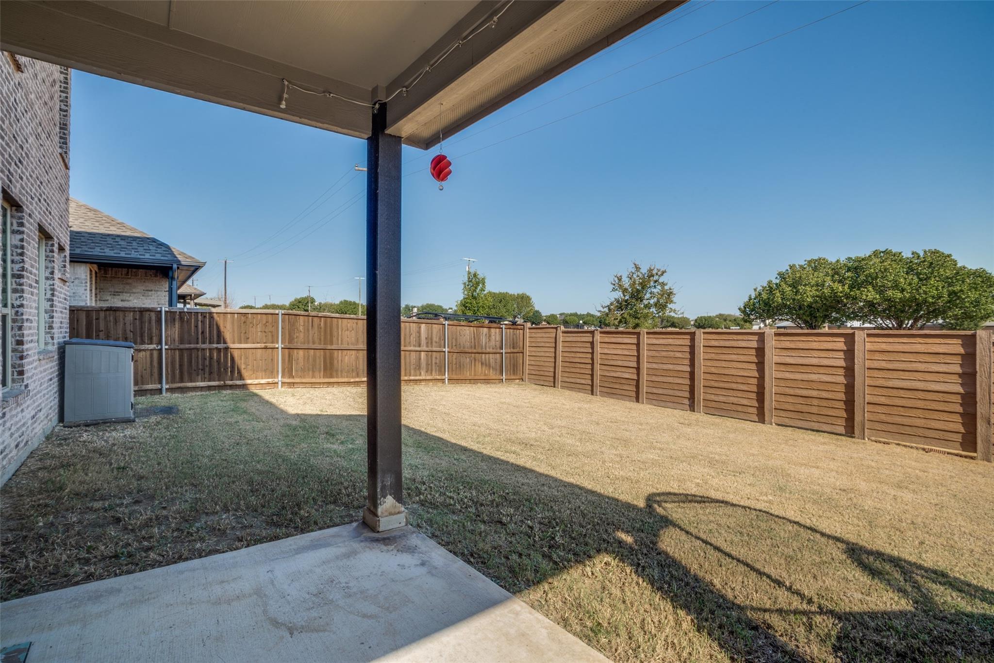 main property photo 32
