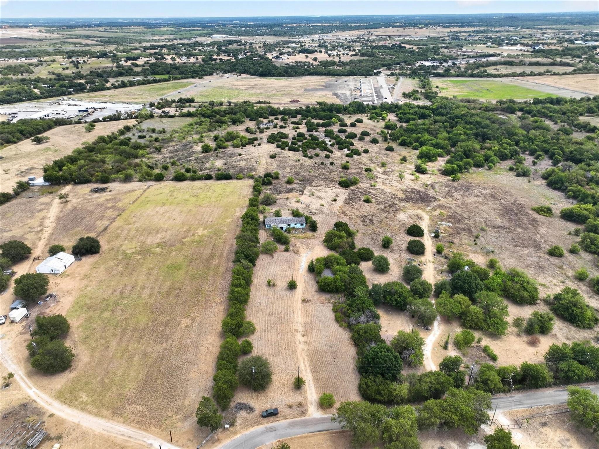 main property photo 11