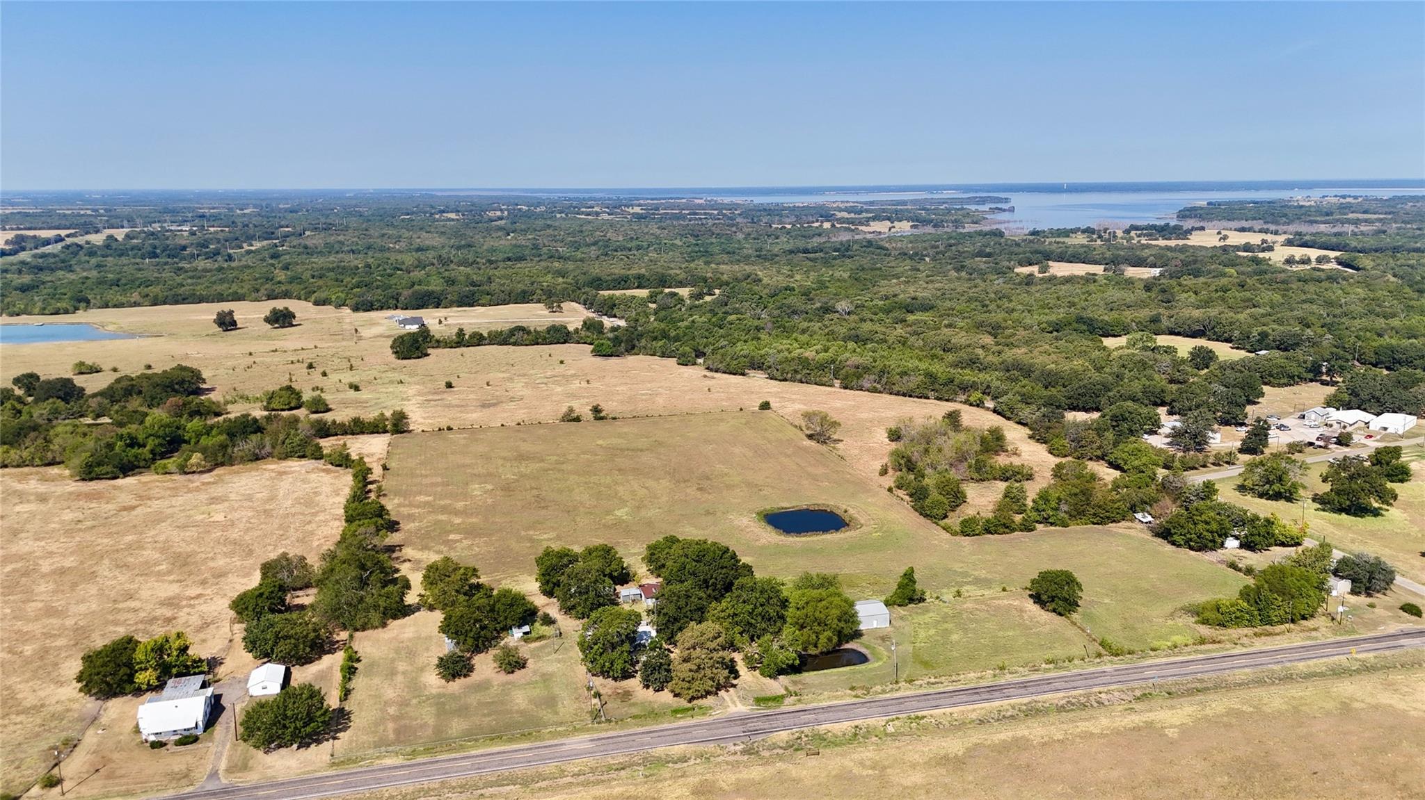 main property photo 24