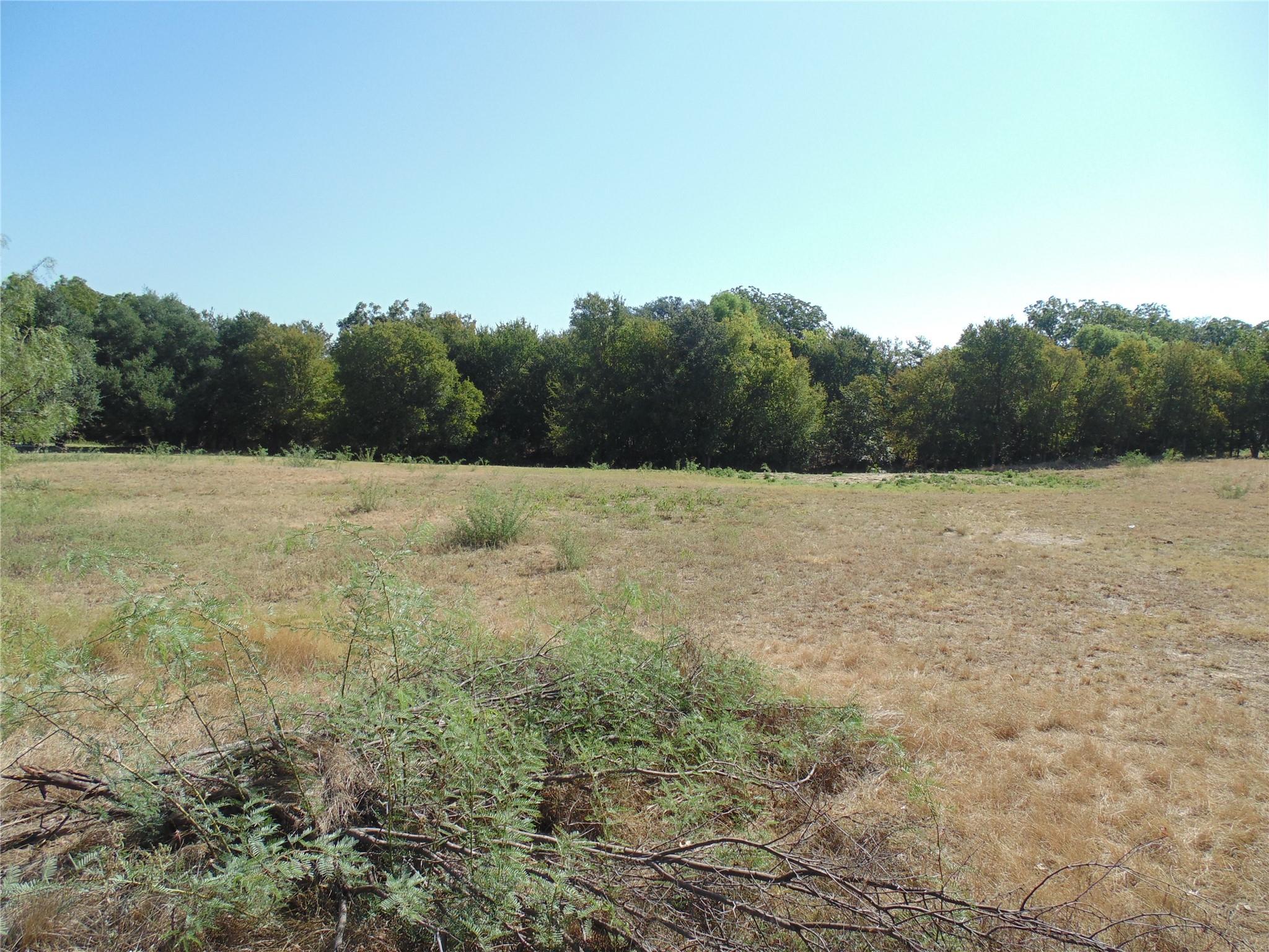 main property photo 16