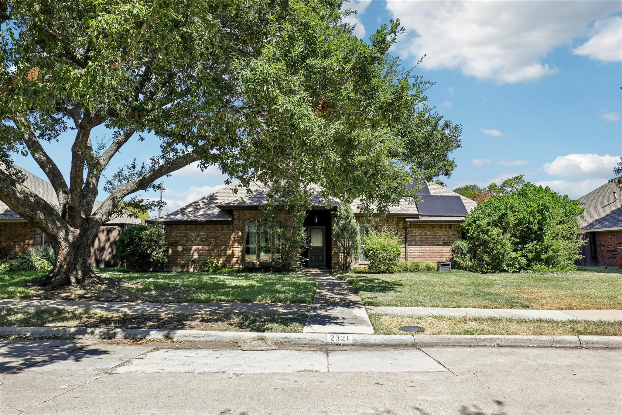main property photo 12