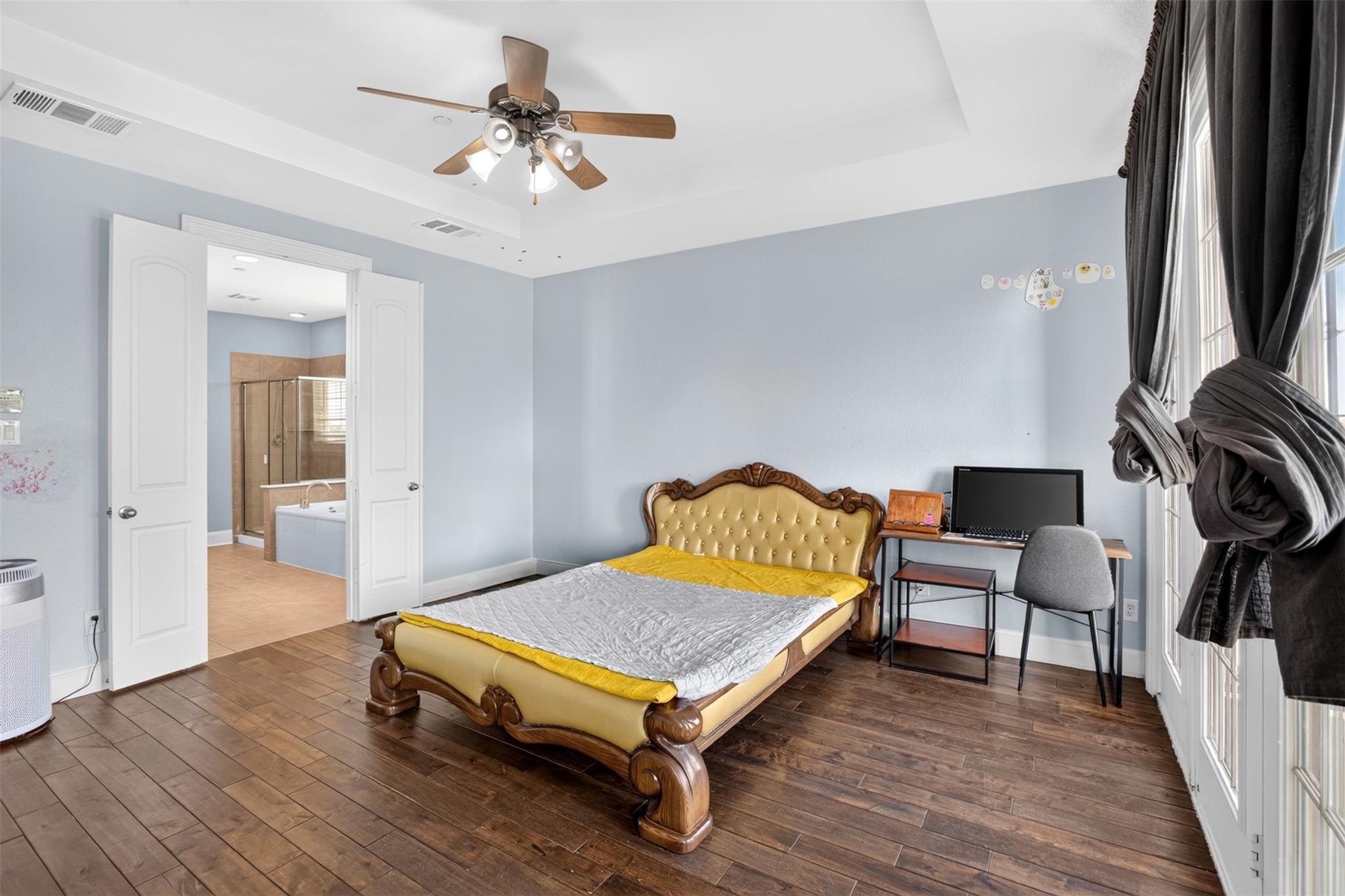 main property photo 18