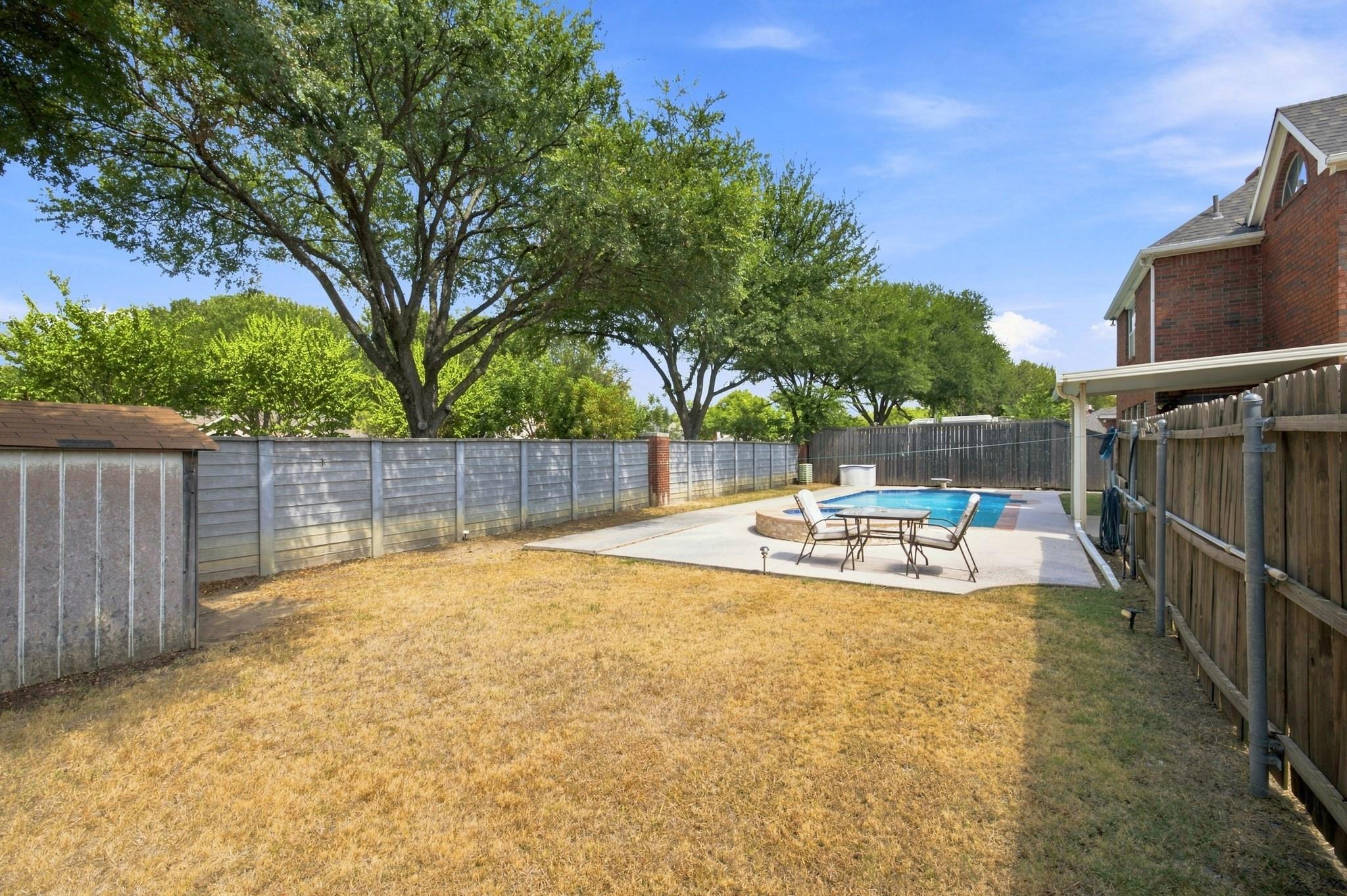 main property photo 35