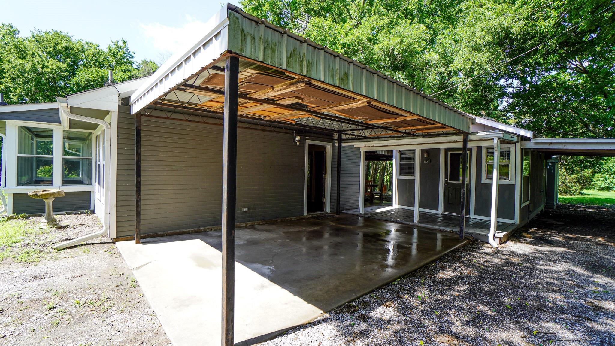 main property photo 33