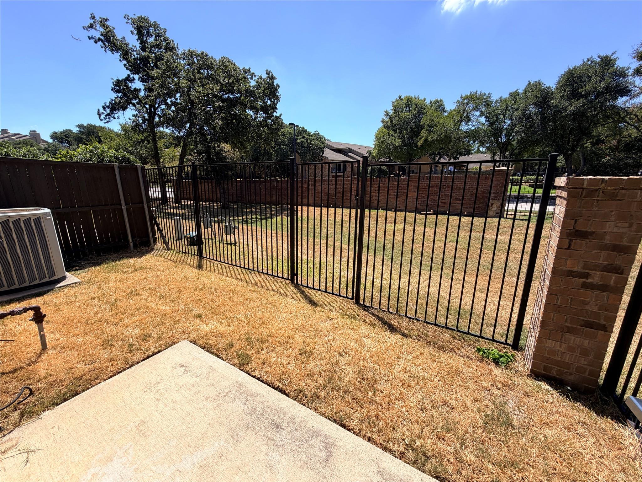 main property photo 20