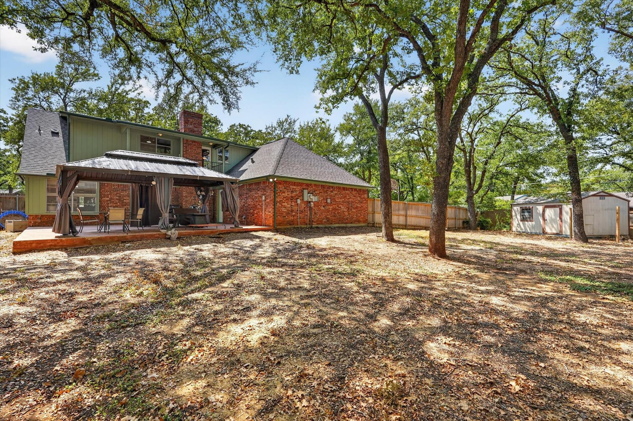 main property photo 32