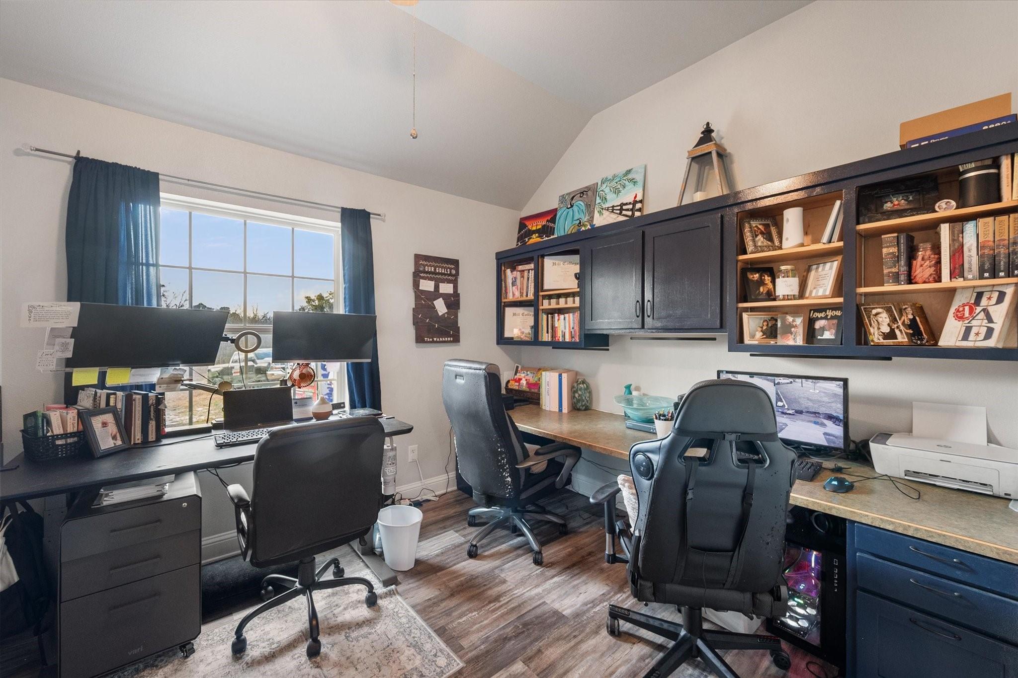 main property photo 19