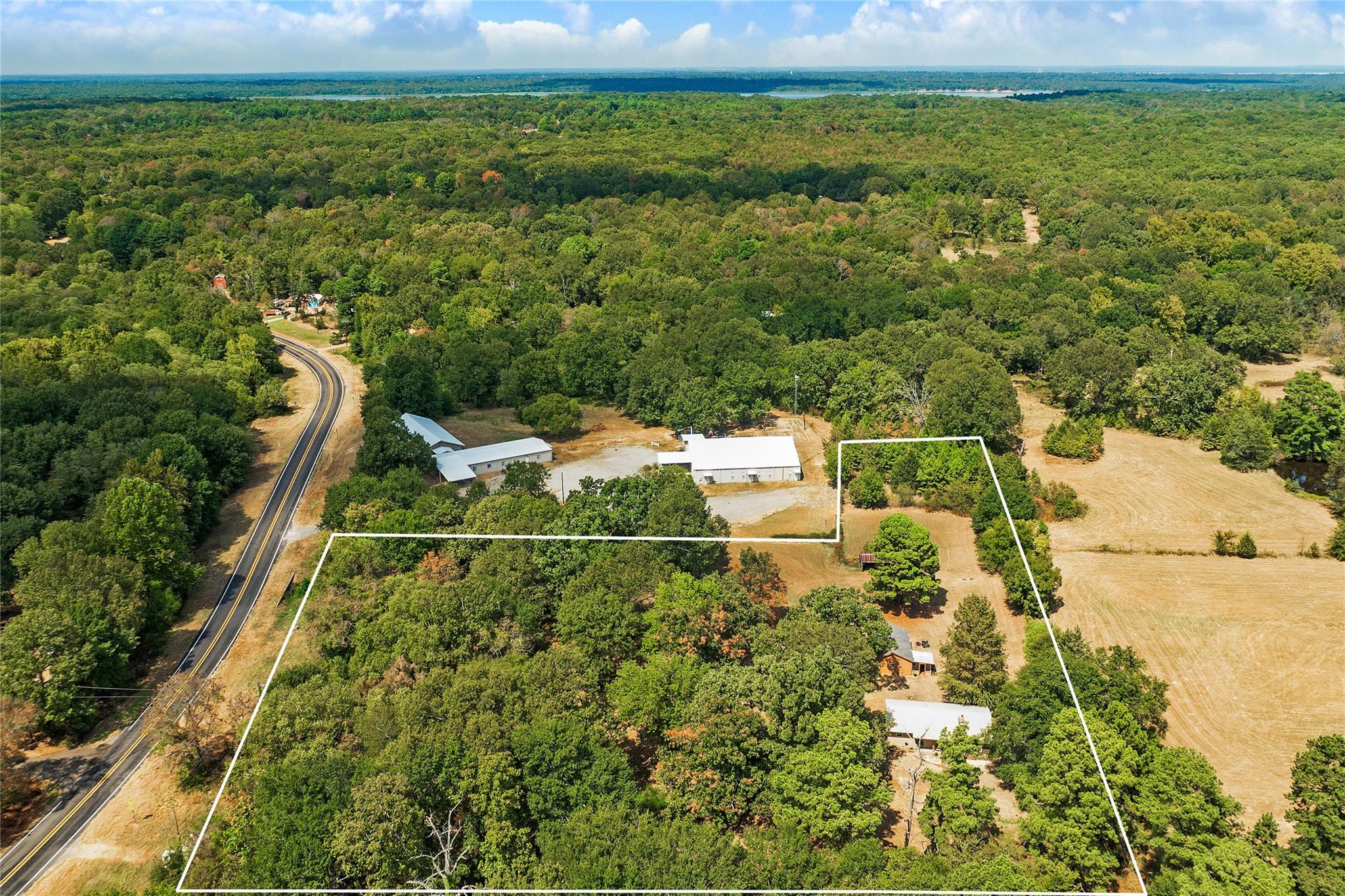 main property photo 23