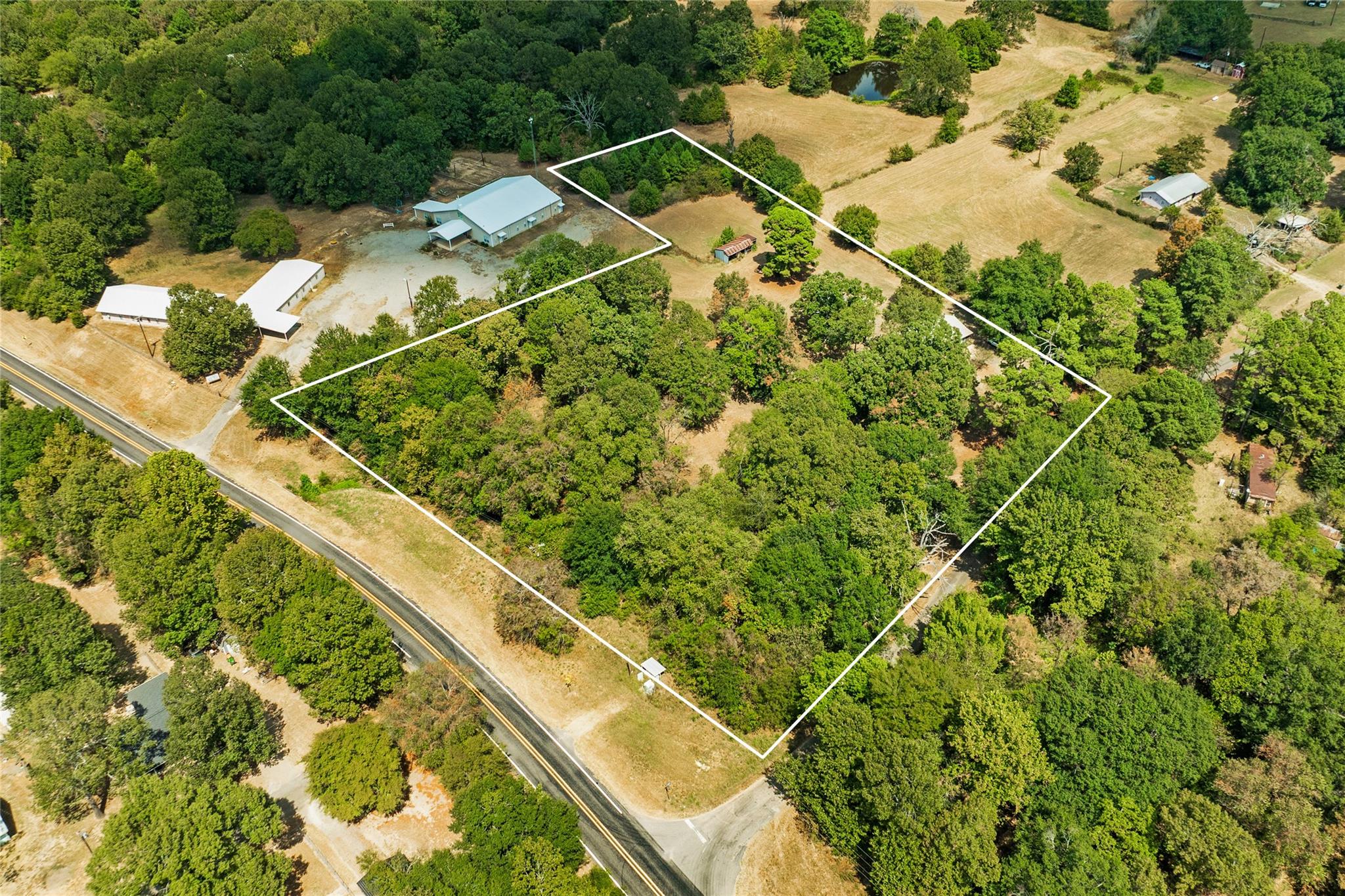 main property photo 25