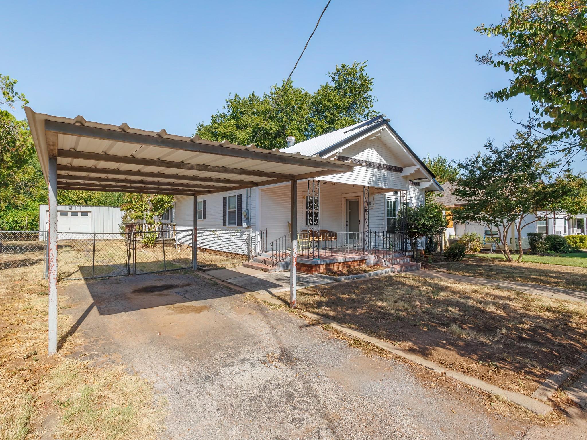 main property photo 35