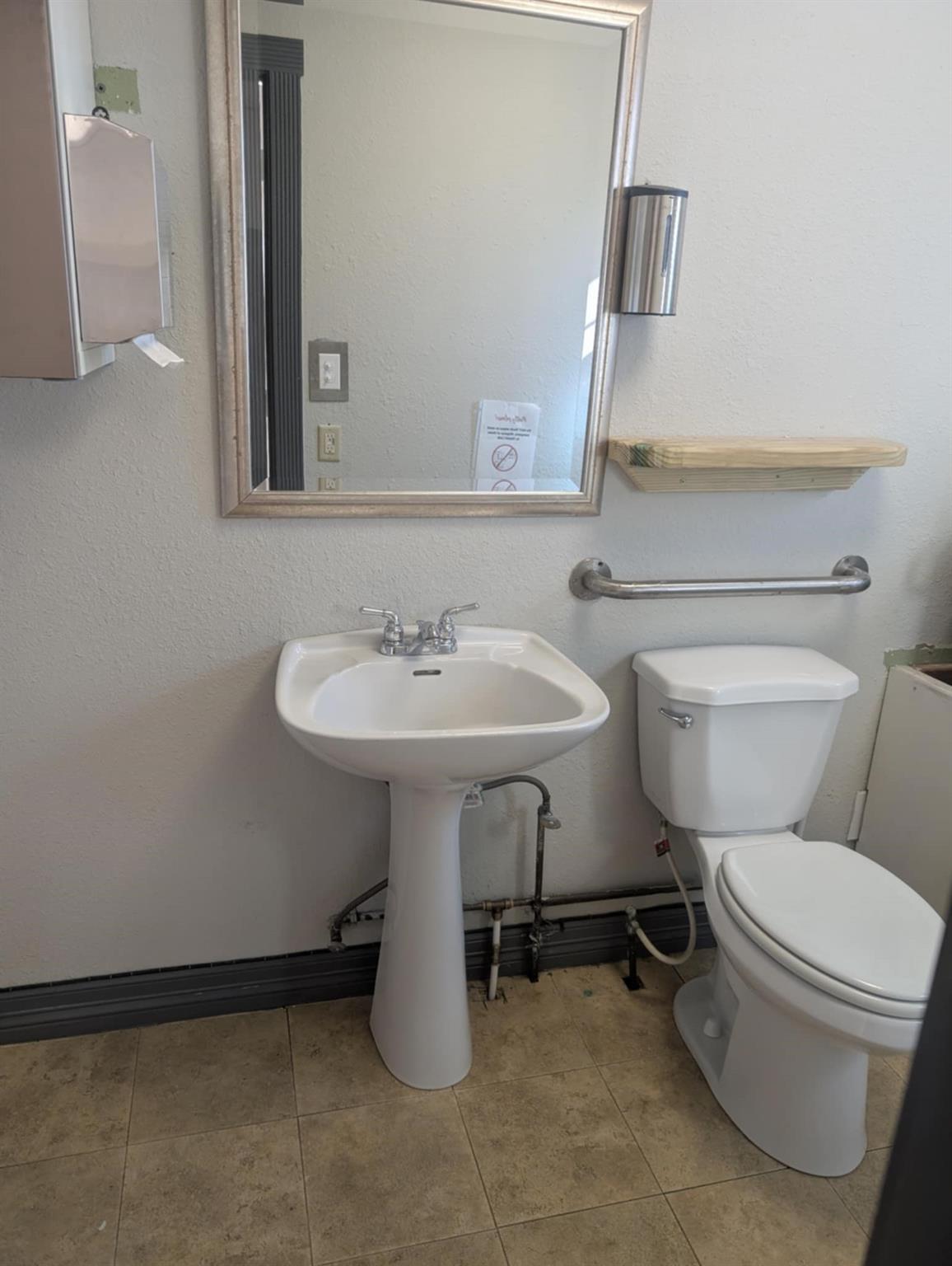 main property photo 19