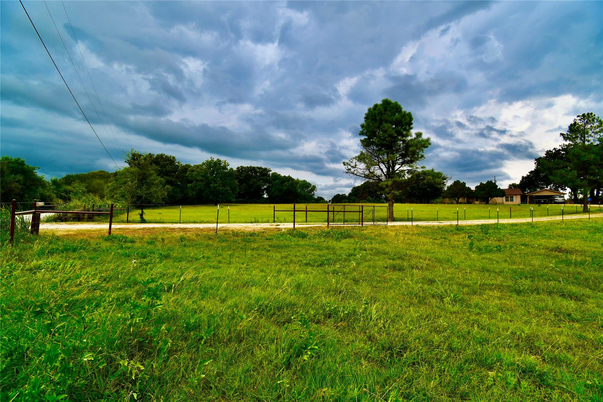 main property photo 20