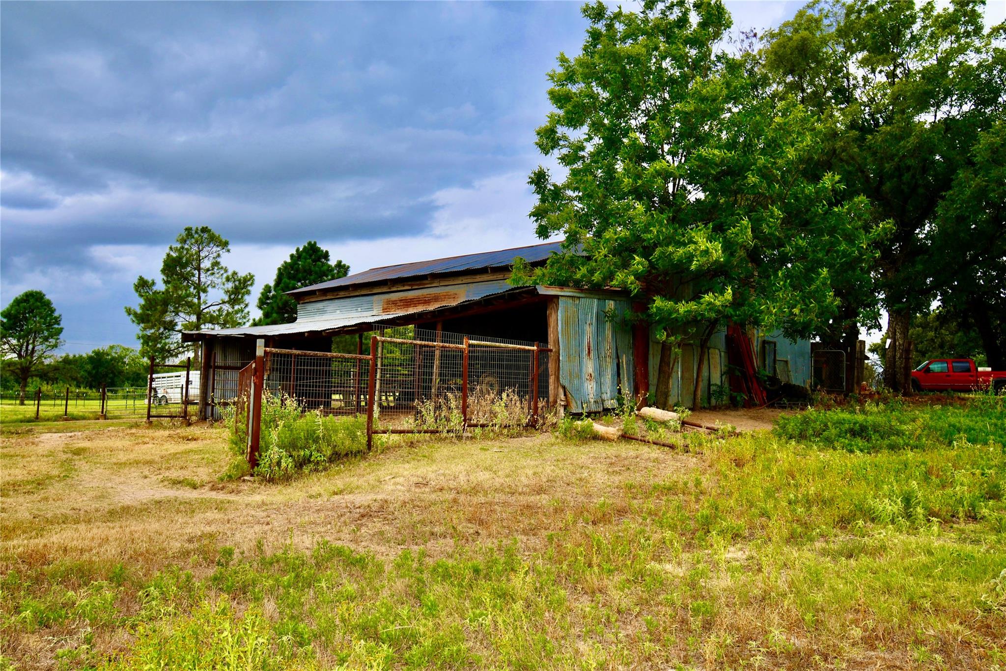 main property photo 23