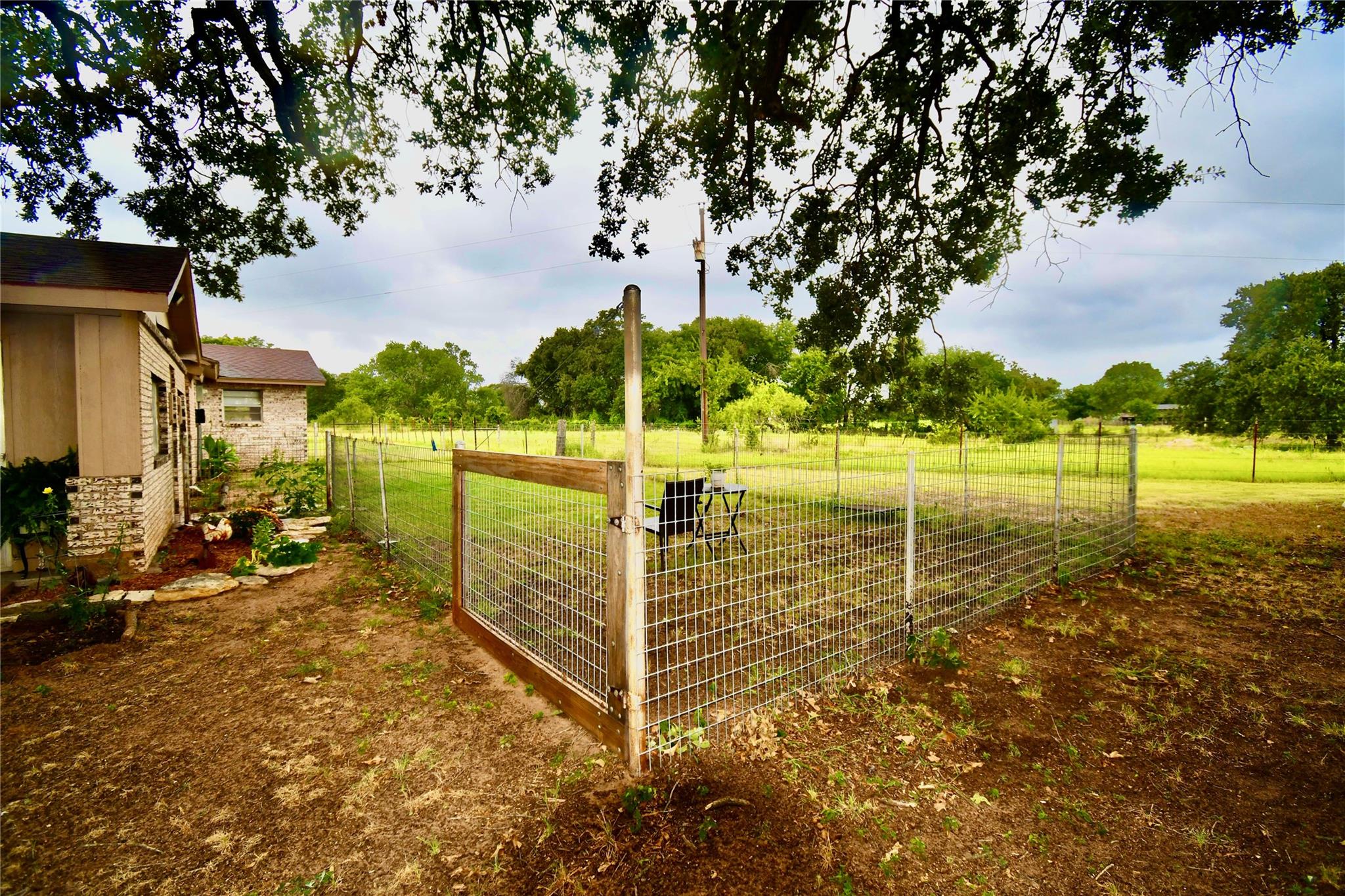 main property photo 7