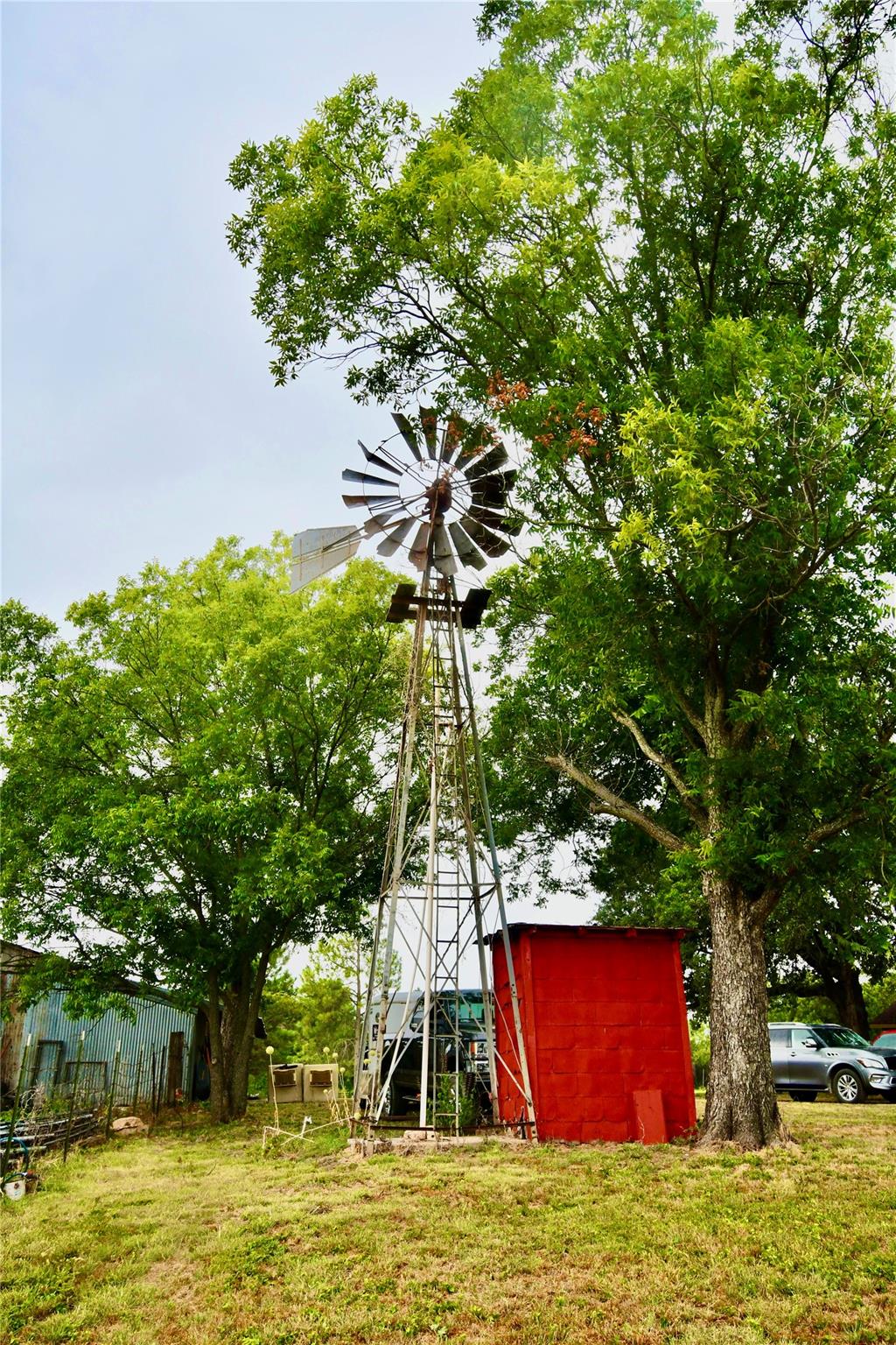 main property photo 8