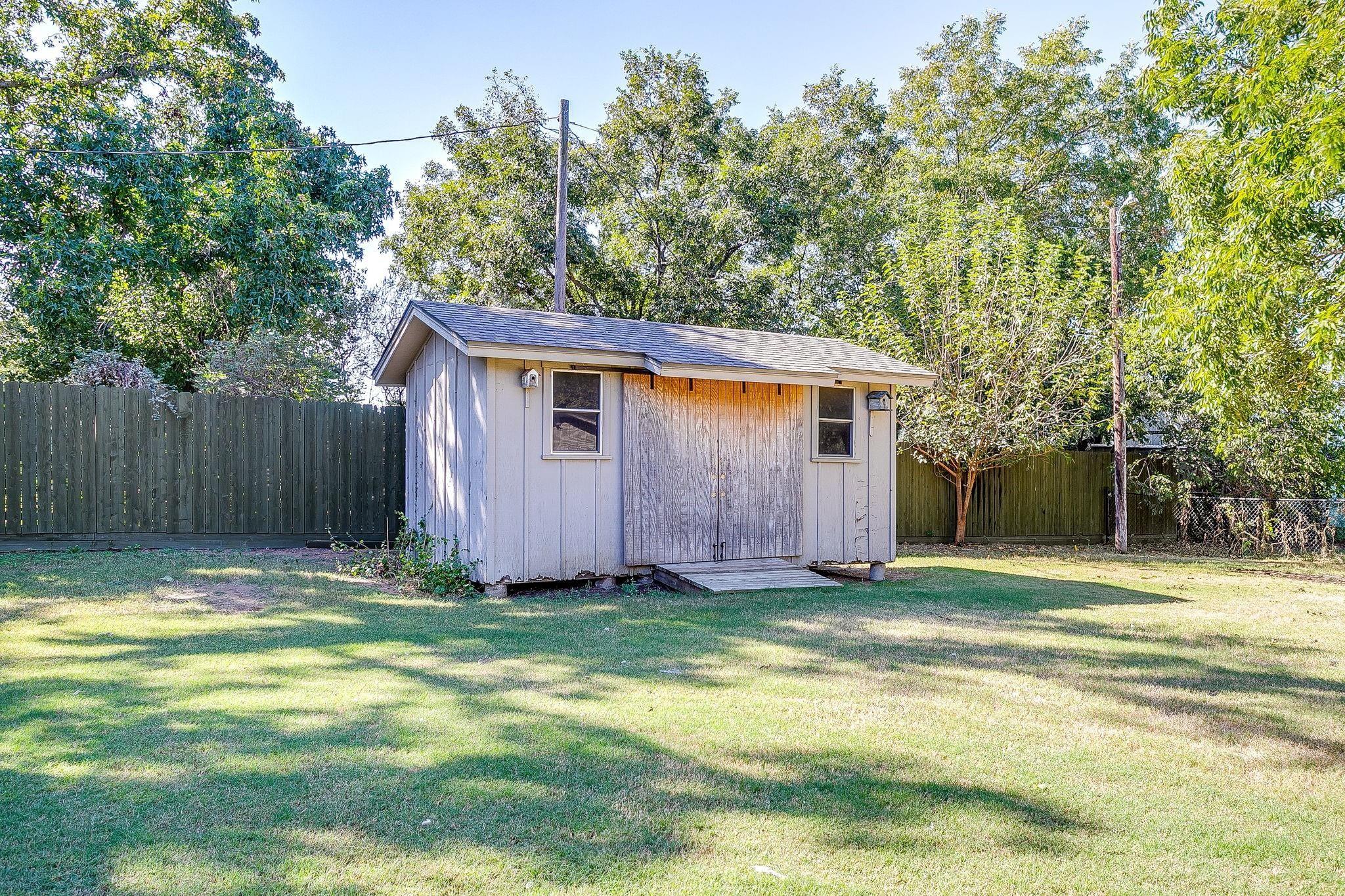 main property photo 33