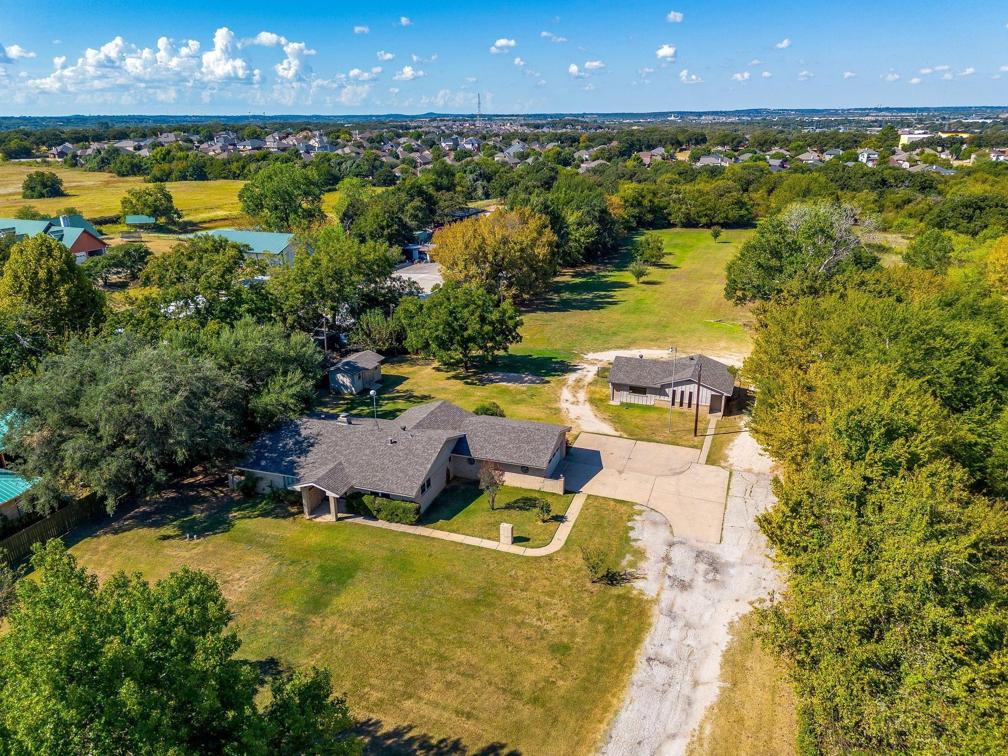 main property photo 5