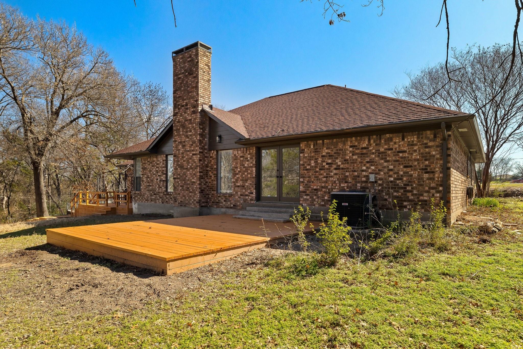 main property photo 35