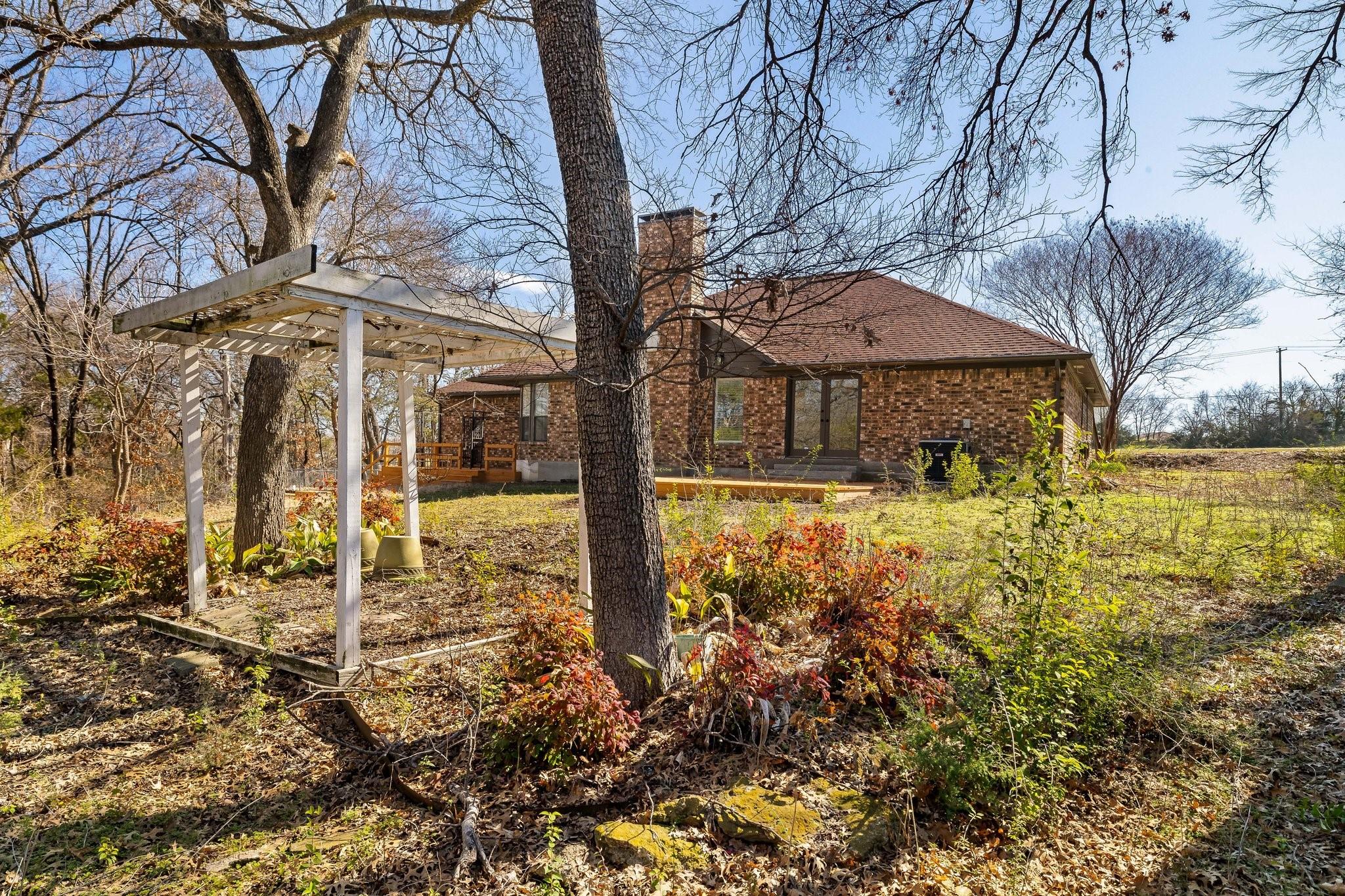 main property photo 36