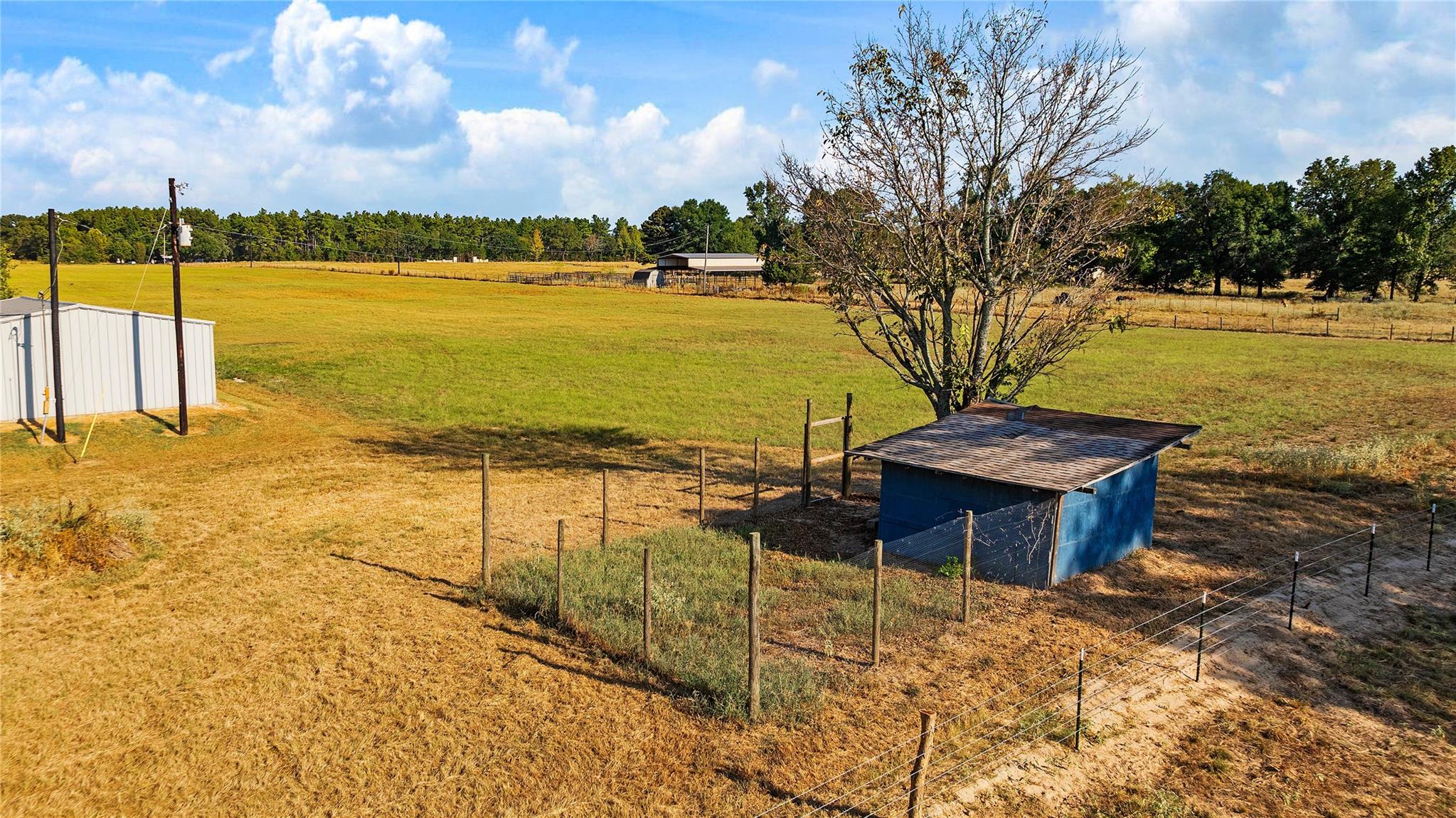 main property photo 36