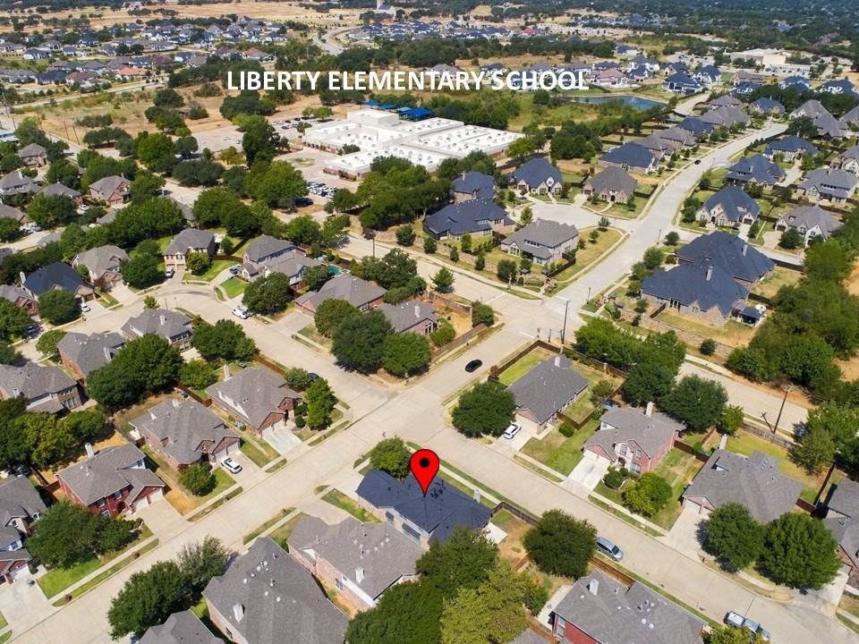main property photo 35