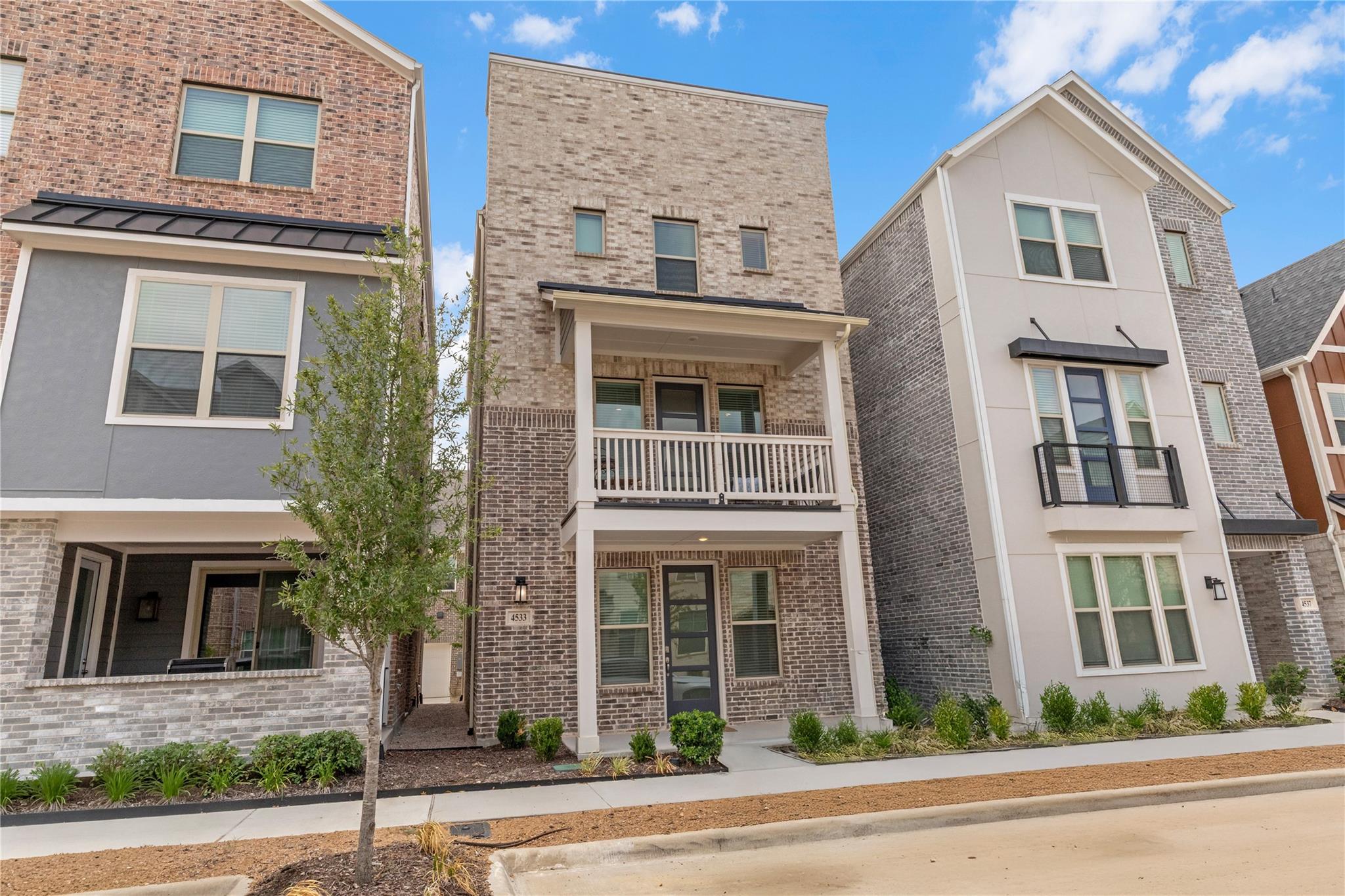 main property photo 22