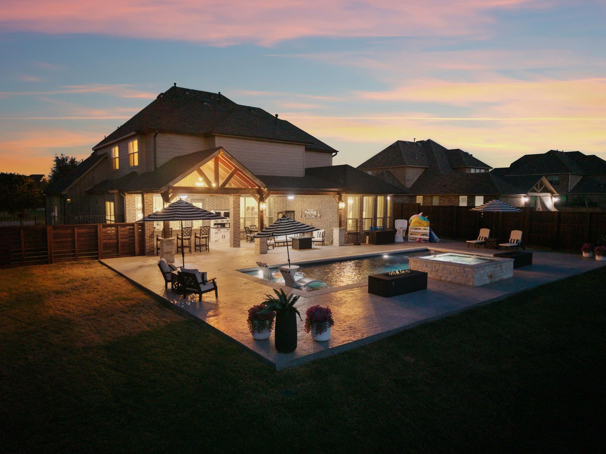 main property photo 29