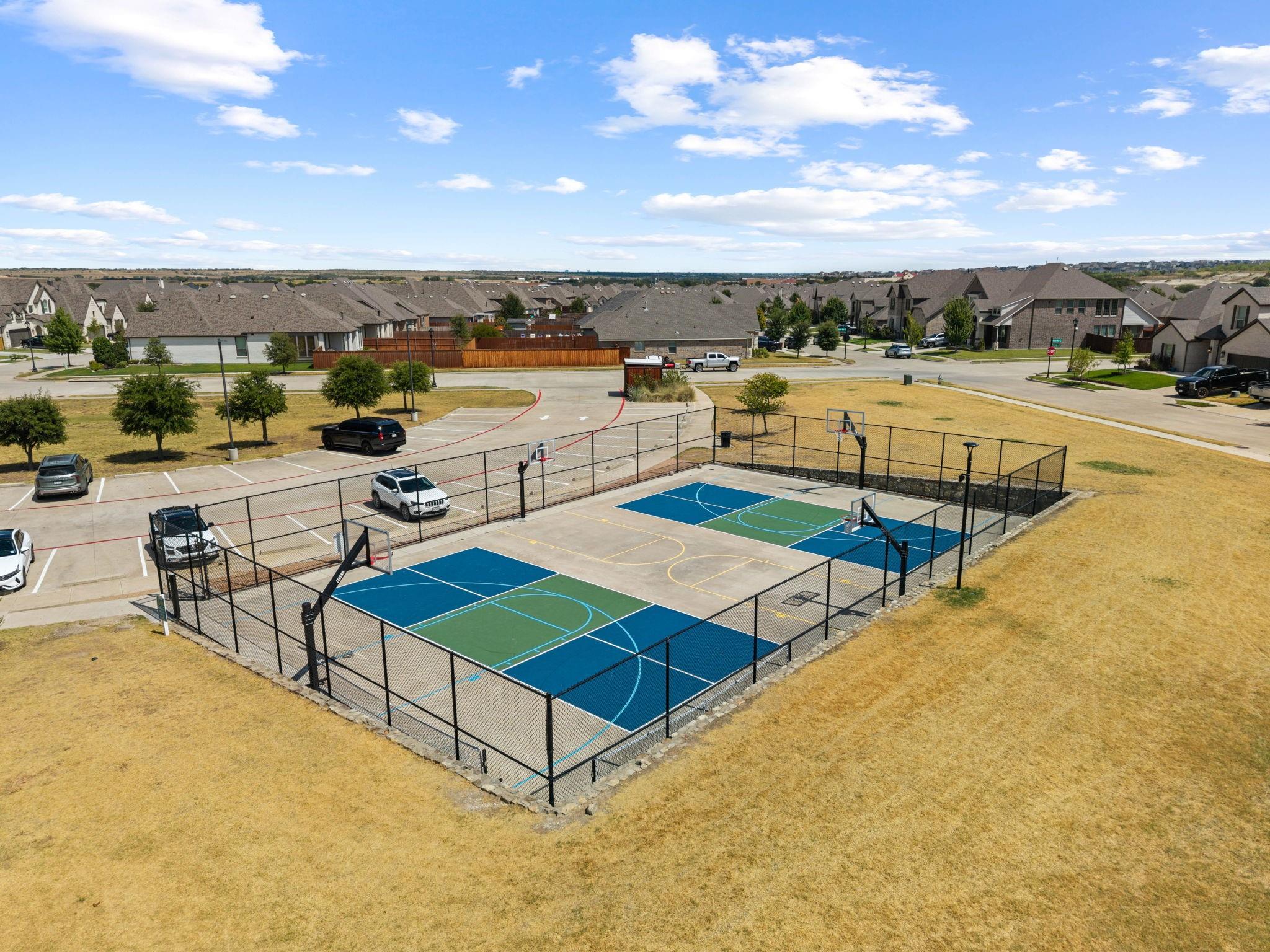 main property photo 16