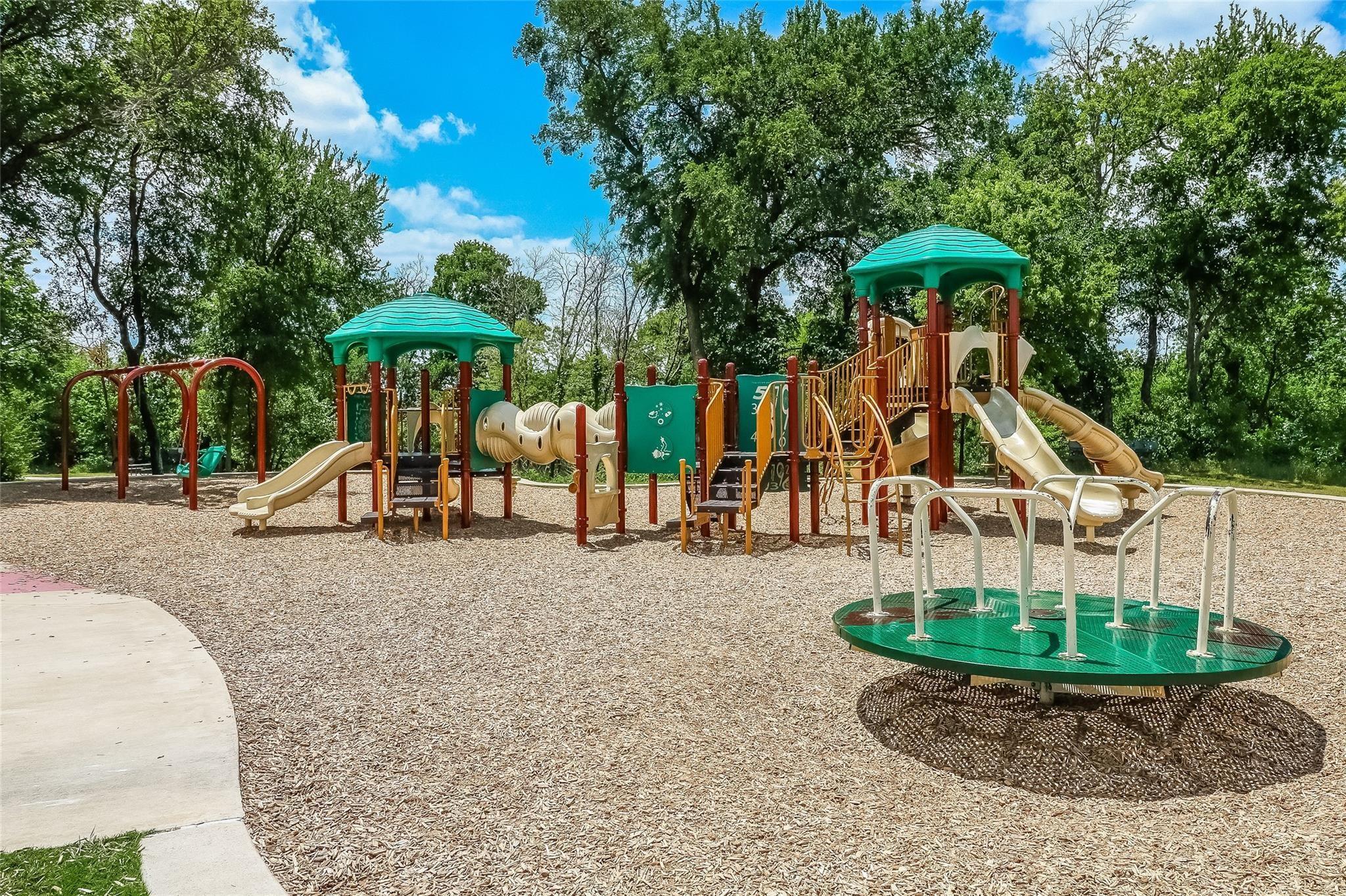 main property photo 12