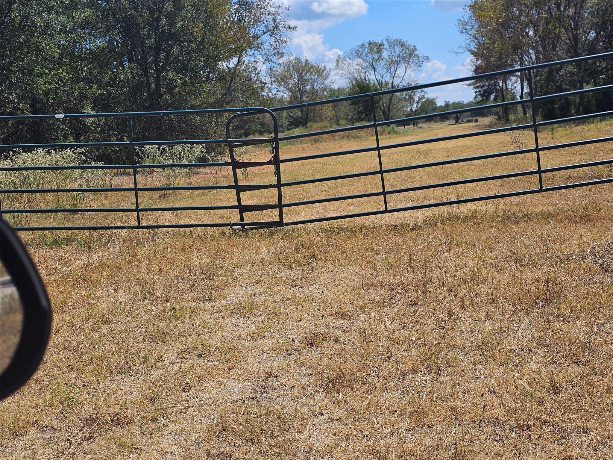 main property photo 12