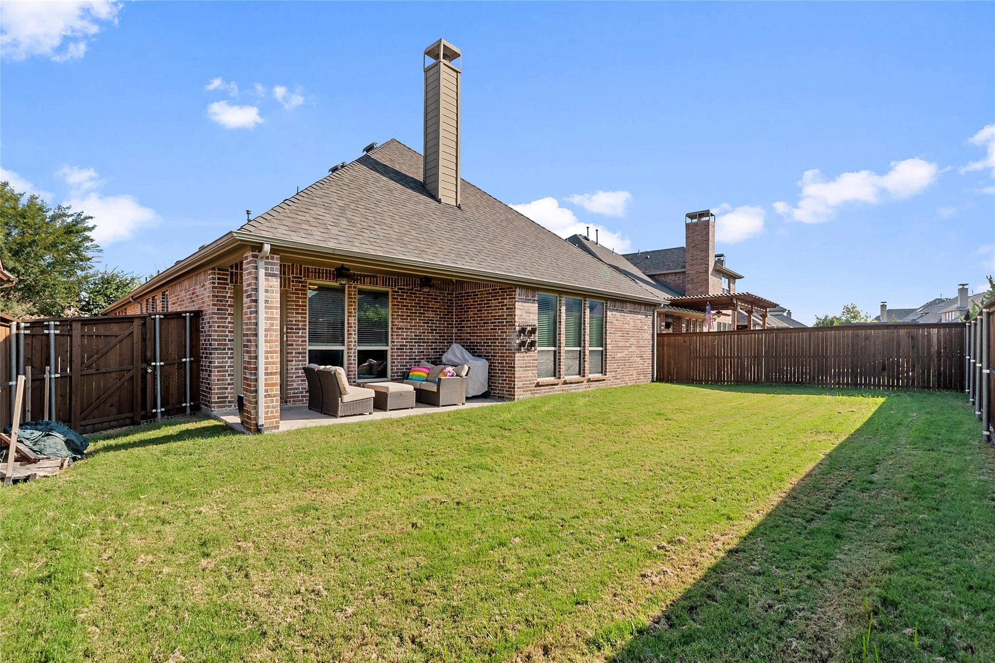 main property photo 36