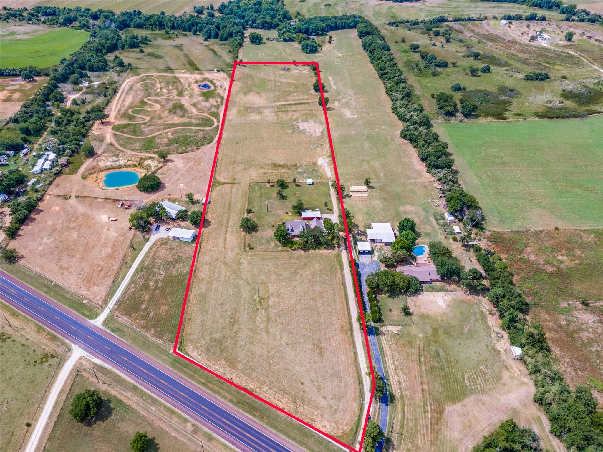 main property photo 14
